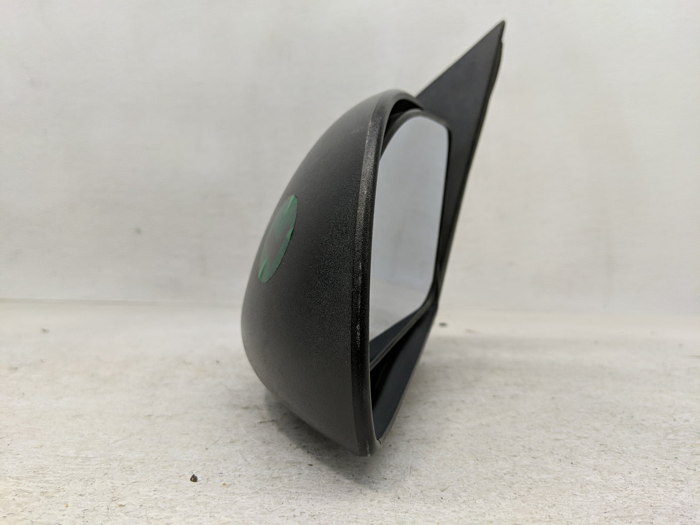 2005-2009 Chevrolet Equinox Driver Side View Mirror - Left Door Mirror OEM Used - Oemusedautoparts1.com