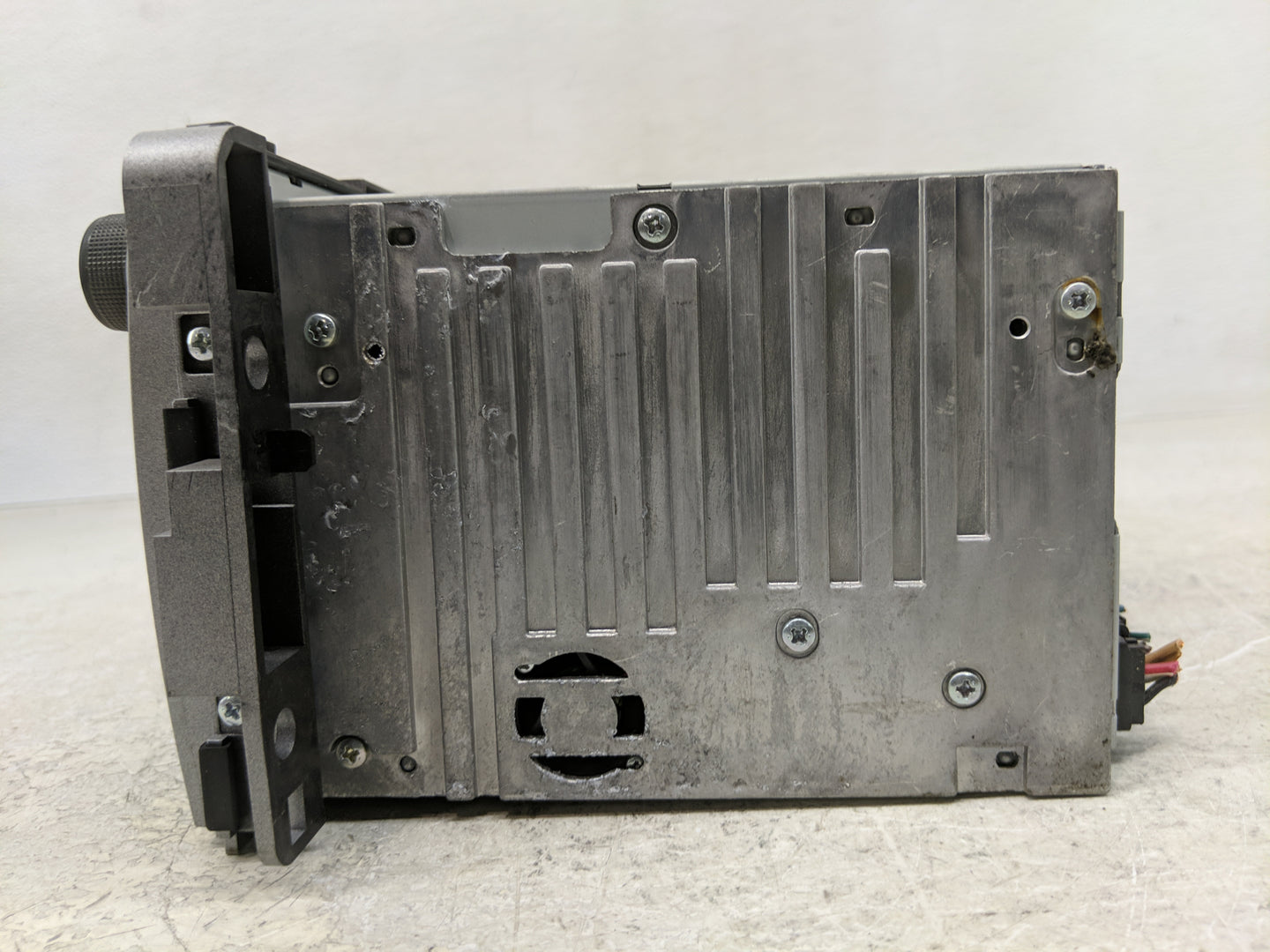 2008 Chevrolet Equinox Radio AM FM Cd Player Receiver Replacement Fits OEM Used Auto Parts - Oemusedautoparts1.com