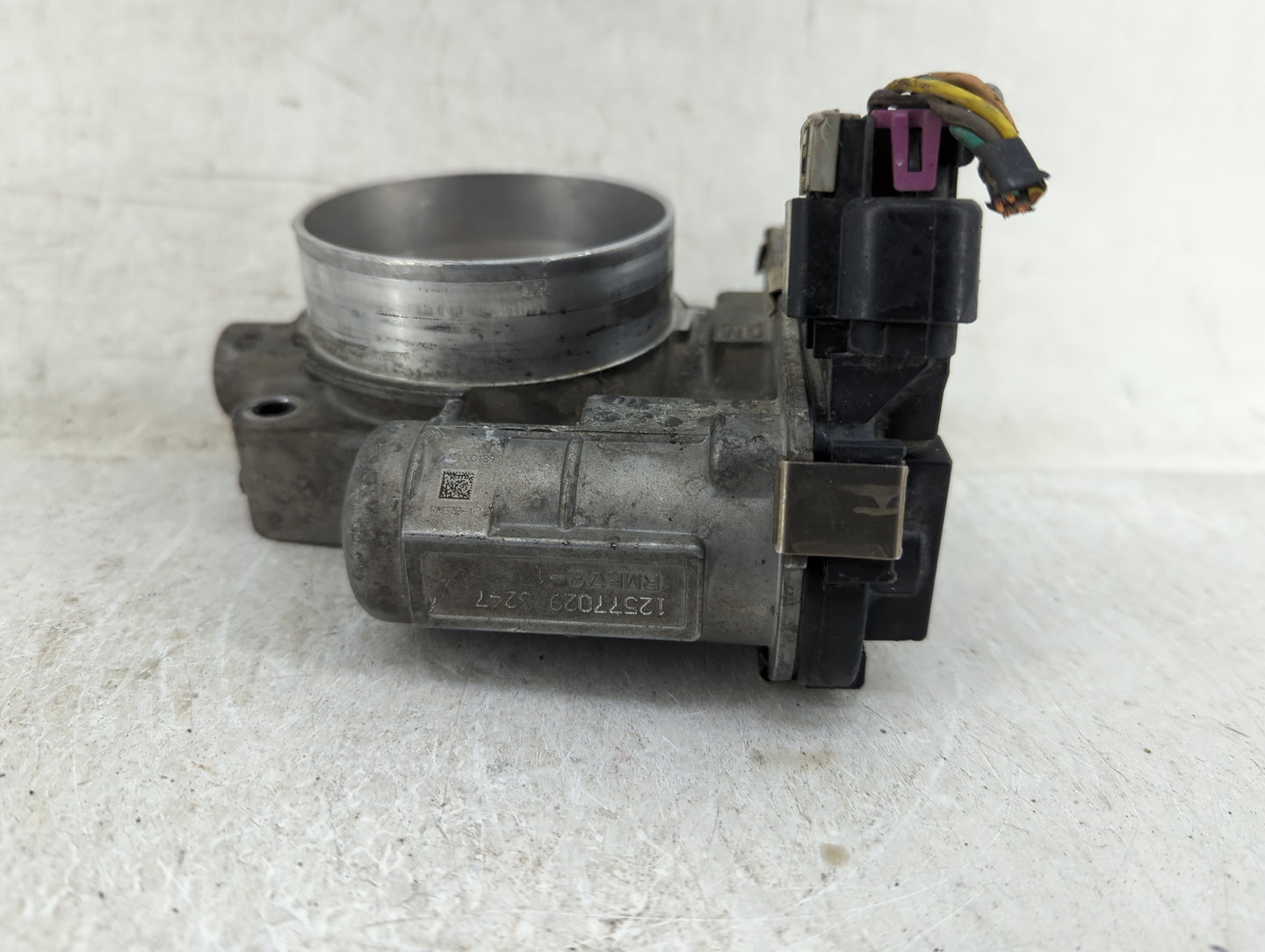 2007-2009 Chevrolet Equinox Throttle Body P/N:12577029 Fits Fits 2006 2007 2008 2009 2010 2011 OEM Used Auto Parts - Oemused
