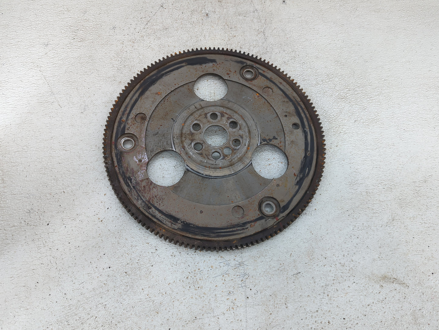 2005-2009 Chevrolet Equinox Transmission Flywheel Flexplate Fits Fits 2005 2006 2007 2008 2009 OEM Used Auto Parts - Oemused