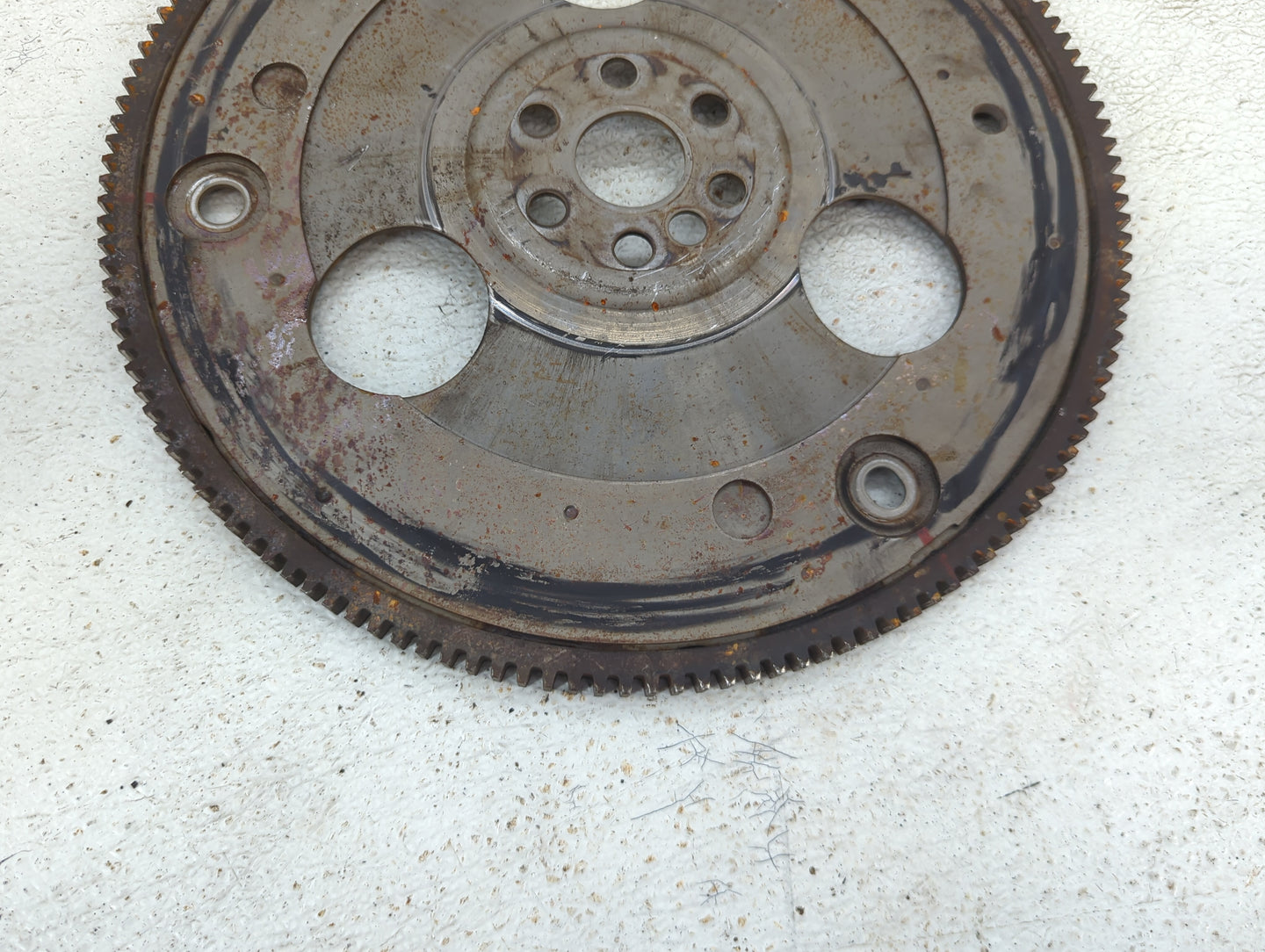 2005-2009 Chevrolet Equinox Transmission Flywheel Flexplate Fits Fits 2005 2006 2007 2008 2009 OEM Used Auto Parts - Oemused
