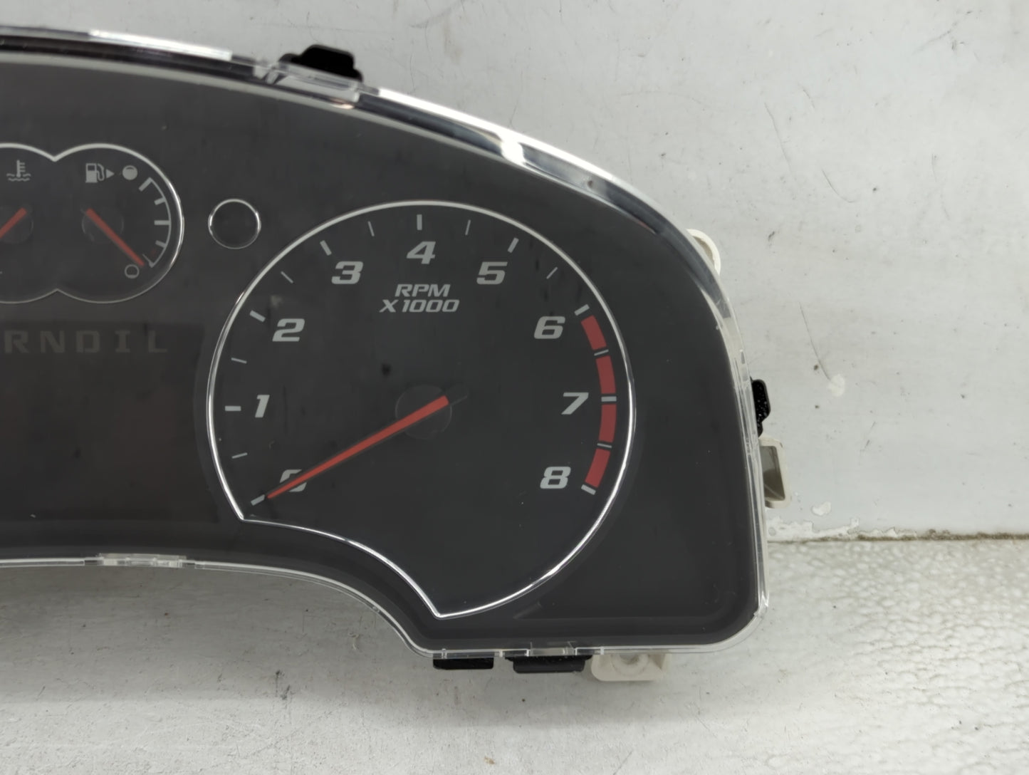 2008-2009 Chevrolet Equinox Instrument Cluster Speedometer Gauges Miles: Fits Fits 2008 2009 OEM Used Auto Parts - Oemusedau