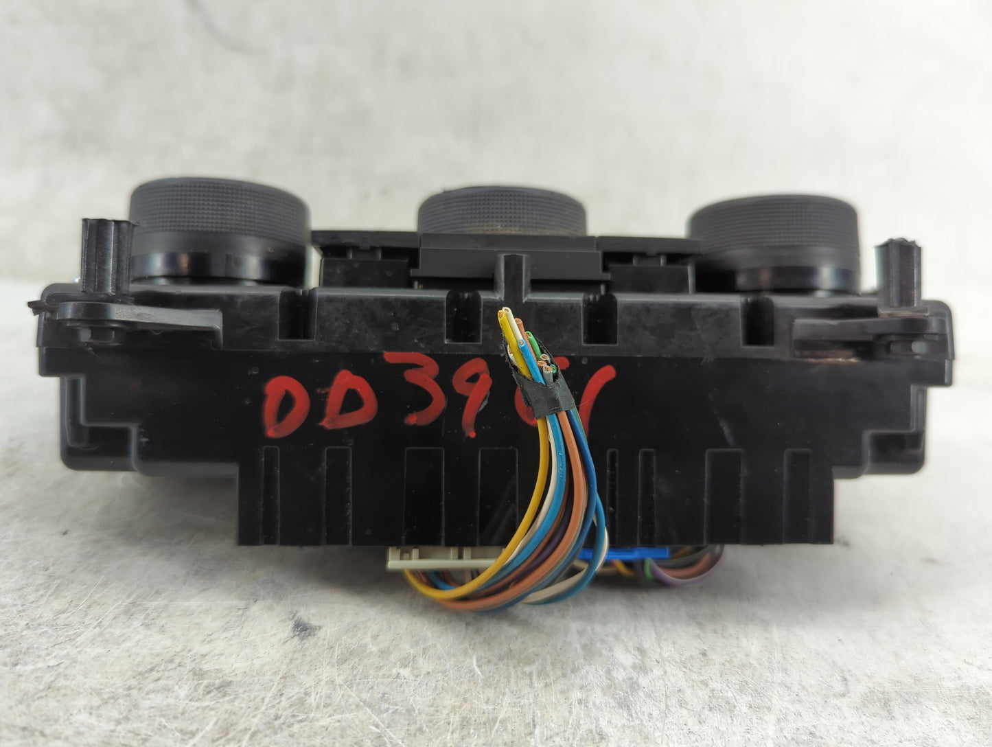 2007-2009 Chevrolet Equinox Climate Control Module Temperature AC/Heater Replacement P/N:25863023 Fits Fits 2007 2008 2009 O