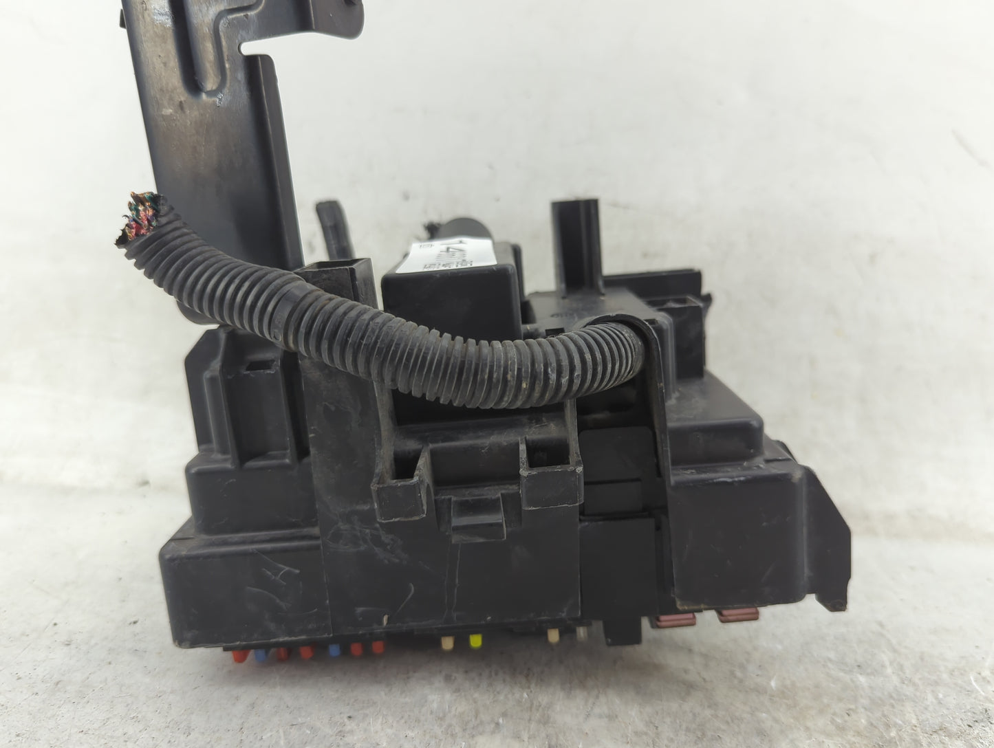 2007-2009 Chevrolet Equinox Fusebox Fuse Box Panel Relay Module P/N:25820367 6351-1761 Fits Fits 2007 2008 2009 OEM Used Aut
