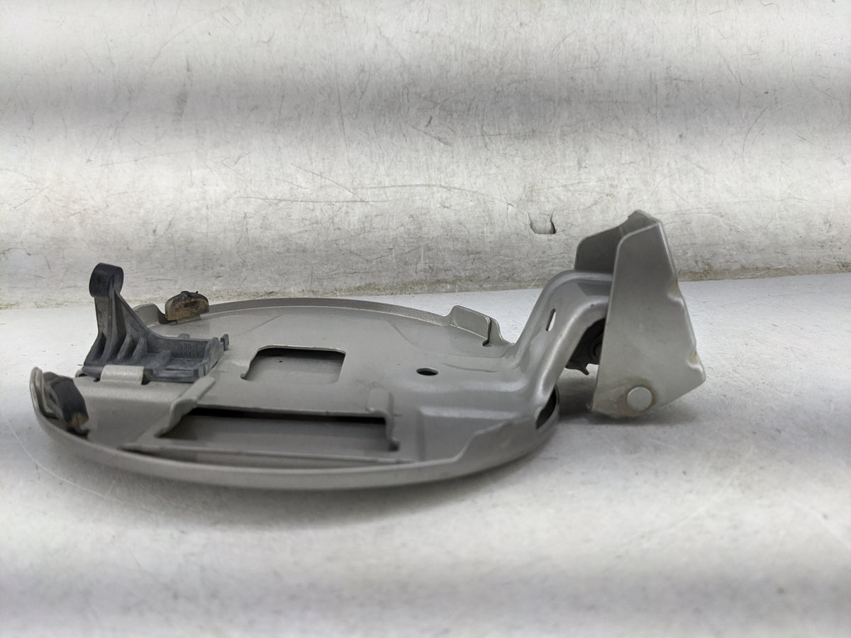 2008 Chevrolet Equinox Fuel Tank Door Lid Gas Tank Silver - Oemusedautoparts1.com