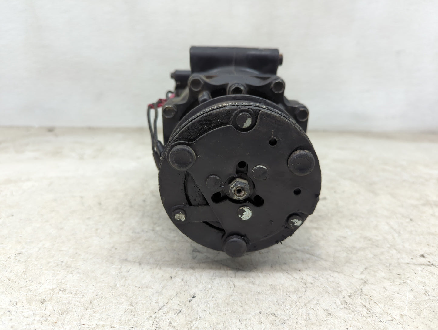 2005-2009 Chevrolet Equinox Air Conditioning A/c Ac Compressor Oem - Oemusedautoparts1.com