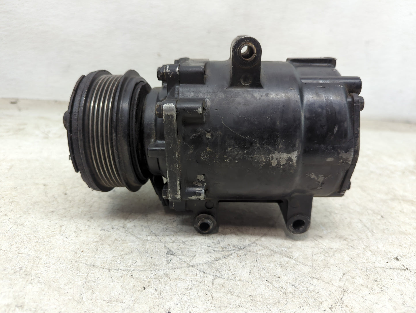 2005-2009 Chevrolet Equinox Air Conditioning A/c Ac Compressor Oem - Oemusedautoparts1.com