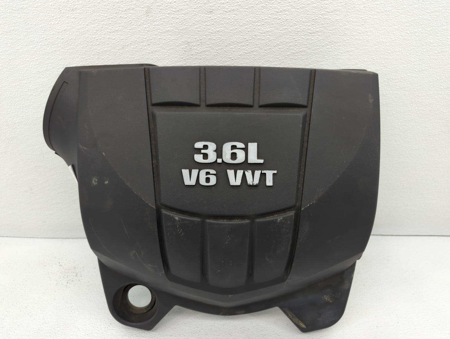 2008 Chevrolet Equinox Engine Cover - Oemusedautoparts1.com