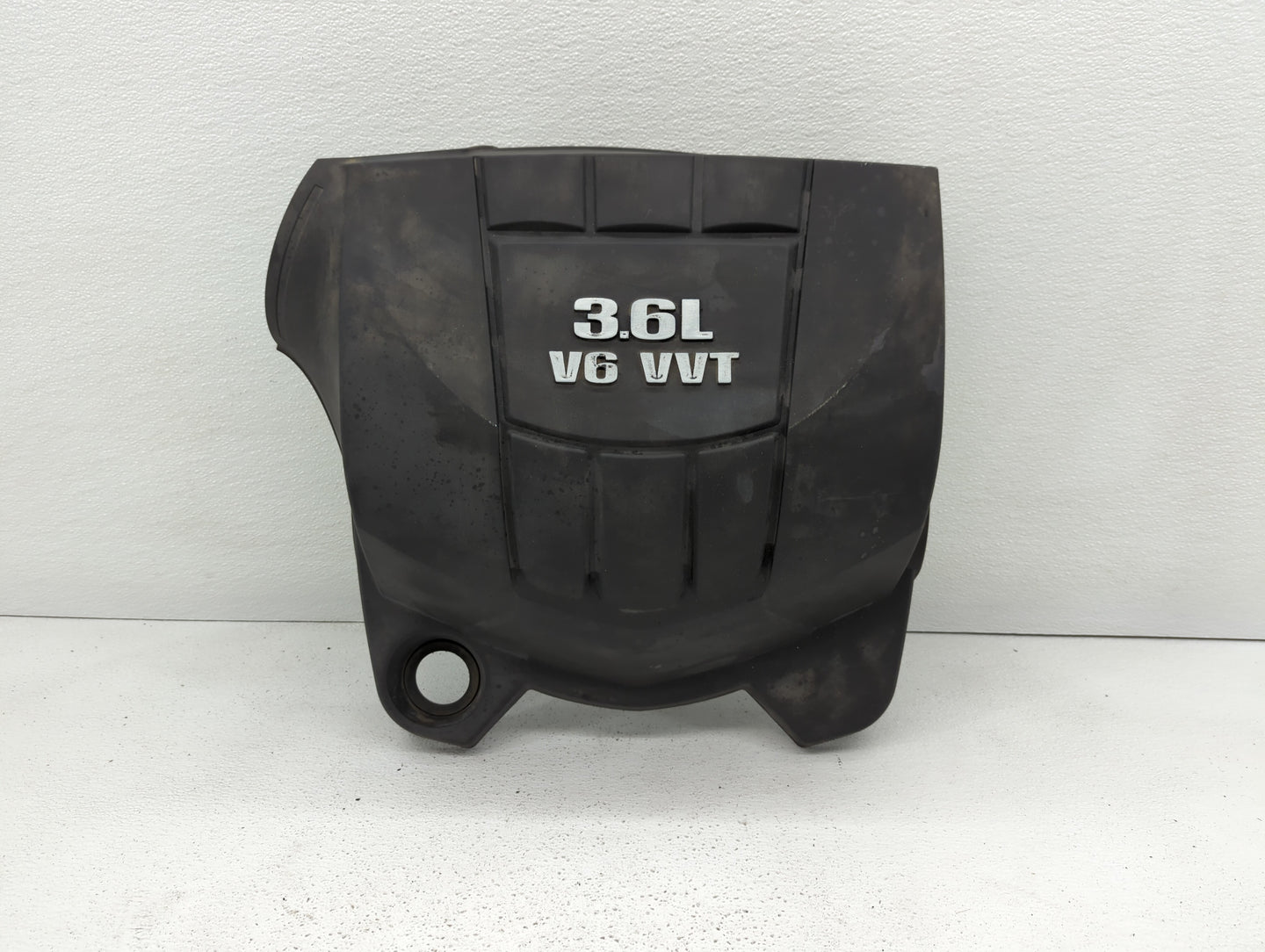 2008 Chevrolet Equinox Engine Cover - Oemusedautoparts1.com