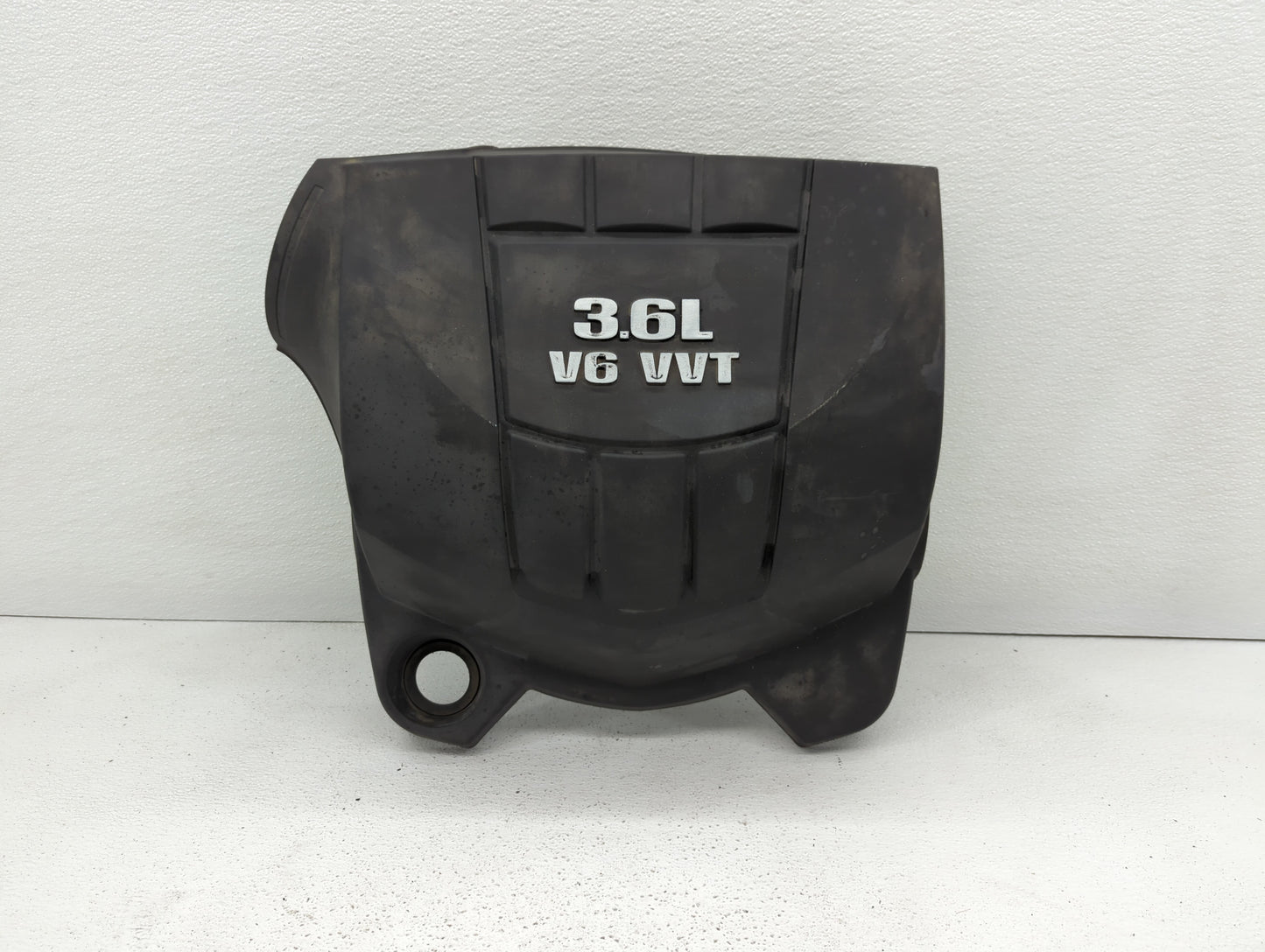 2008 Chevrolet Equinox Engine Cover - Oemusedautoparts1.com