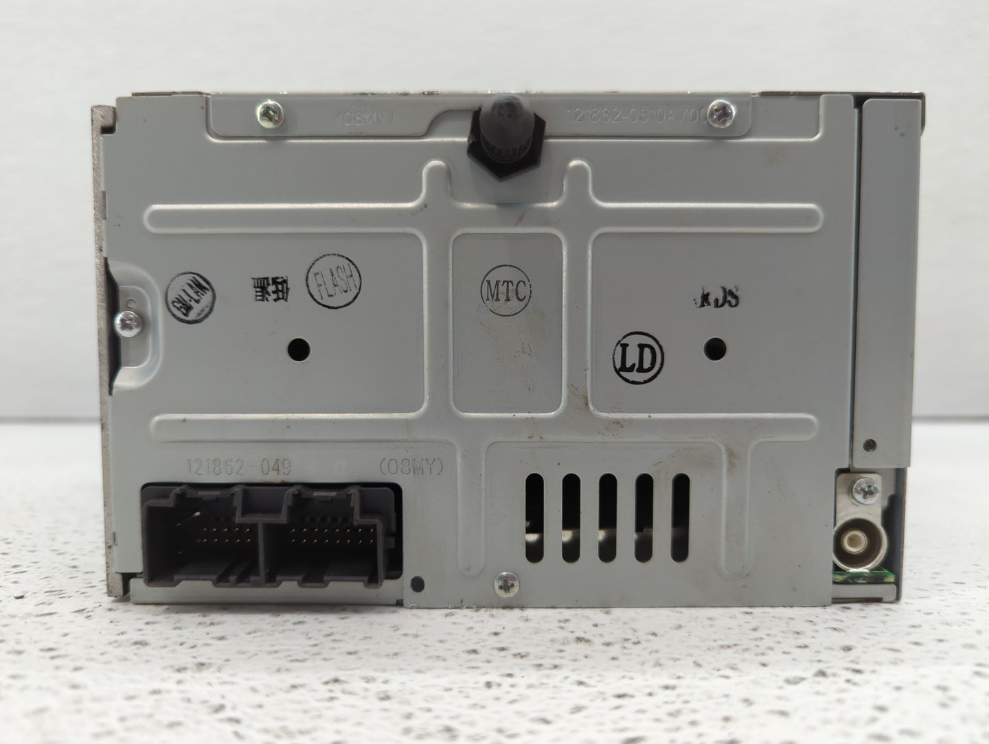 2008-2008 Chevrolet Equinox Am Fm Cd Player Radio Receiver - Oemusedautoparts1.com