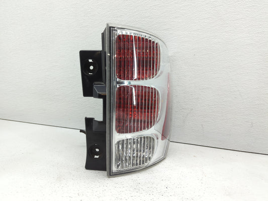 2005-2009 Chevrolet Equinox Tail Light Assembly Passenger Right OEM P/N:5480779 Fits Fits 2005 2006 2007 2008 2009 OEM Used 
