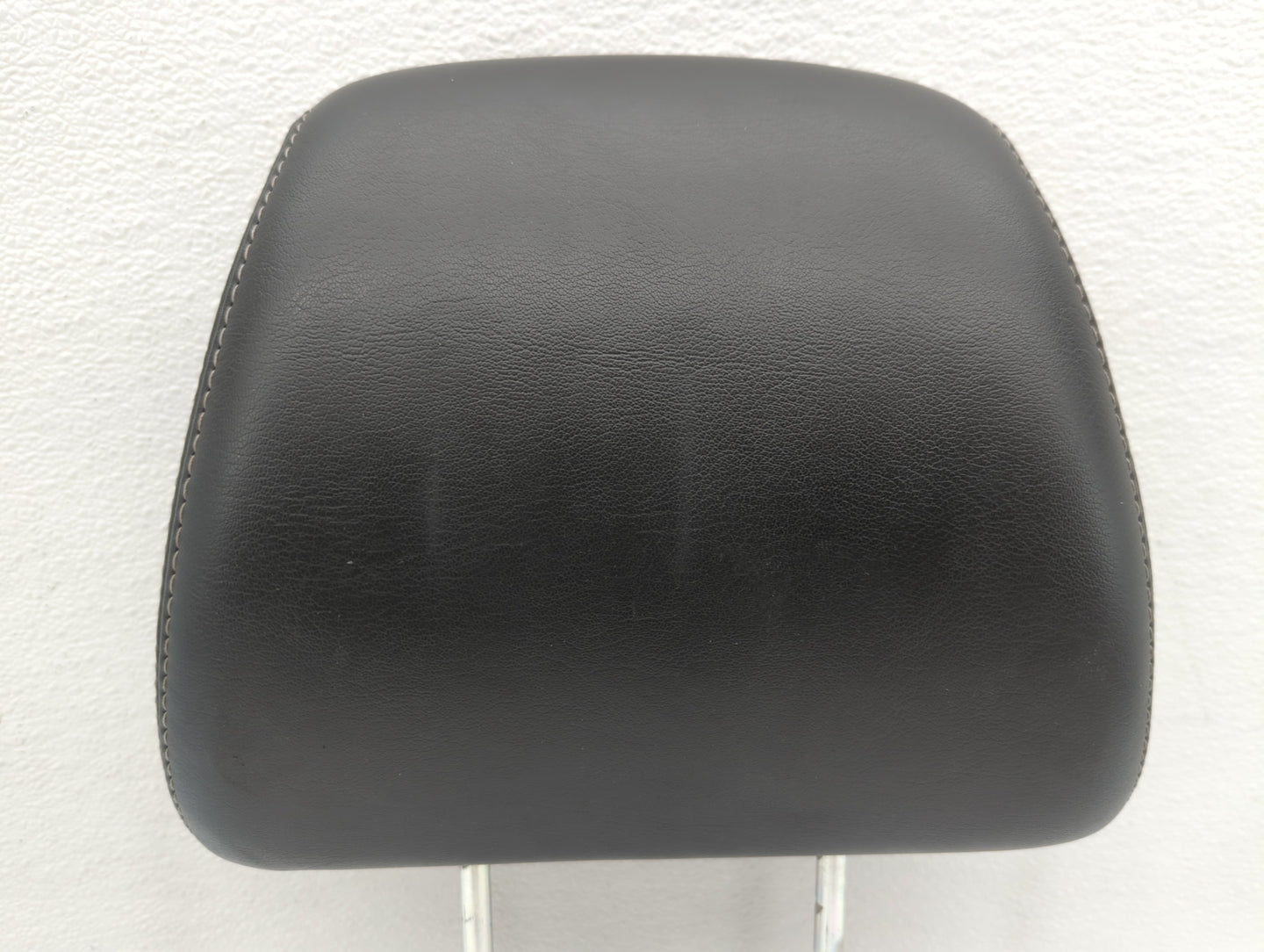 2007 Chevrolet Equinox Headrest Head Rest Front Driver Passenger Seat - Oemusedautoparts1.com