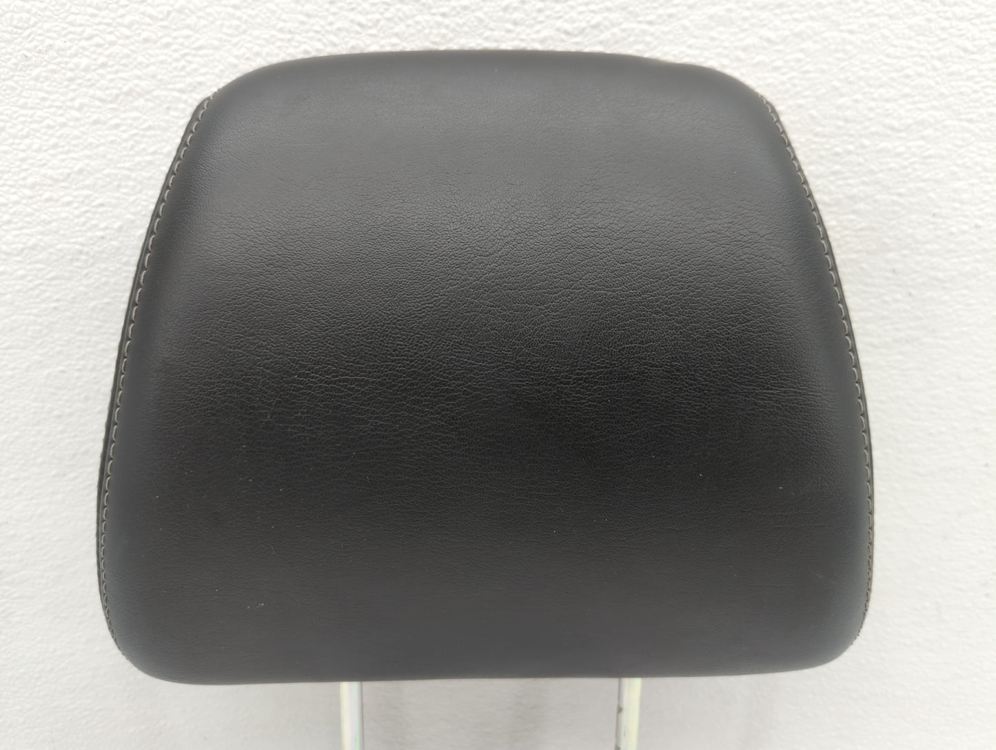 2007 Chevrolet Equinox Headrest Head Rest Front Driver Passenger Seat - Oemusedautoparts1.com