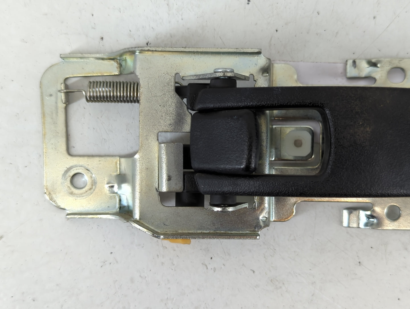 2005 Chevrolet Equinox Driver Front Left Door Handle Exterior Assembly - Oemusedautoparts1.com