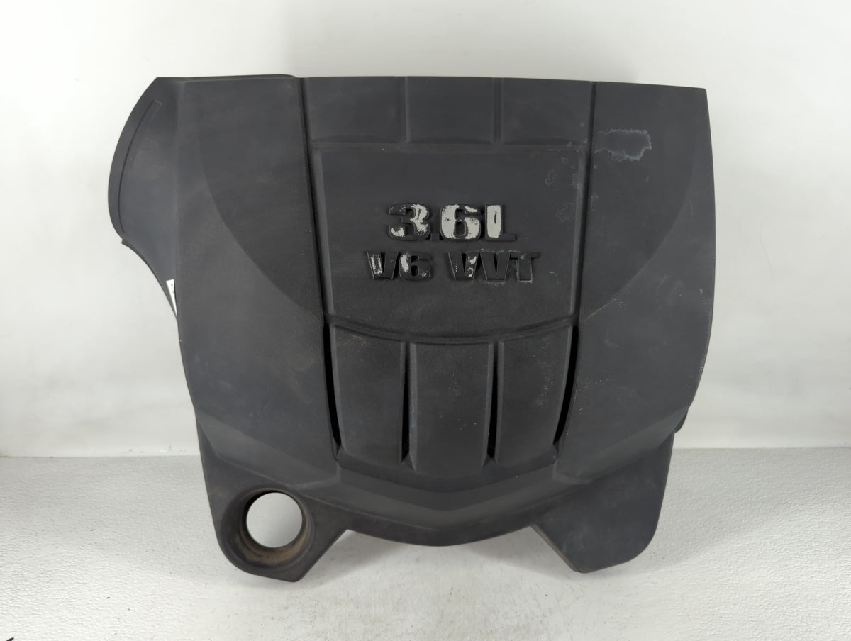 2008 Chevrolet Equinox Engine Cover 692681 - Oemusedautoparts1.com