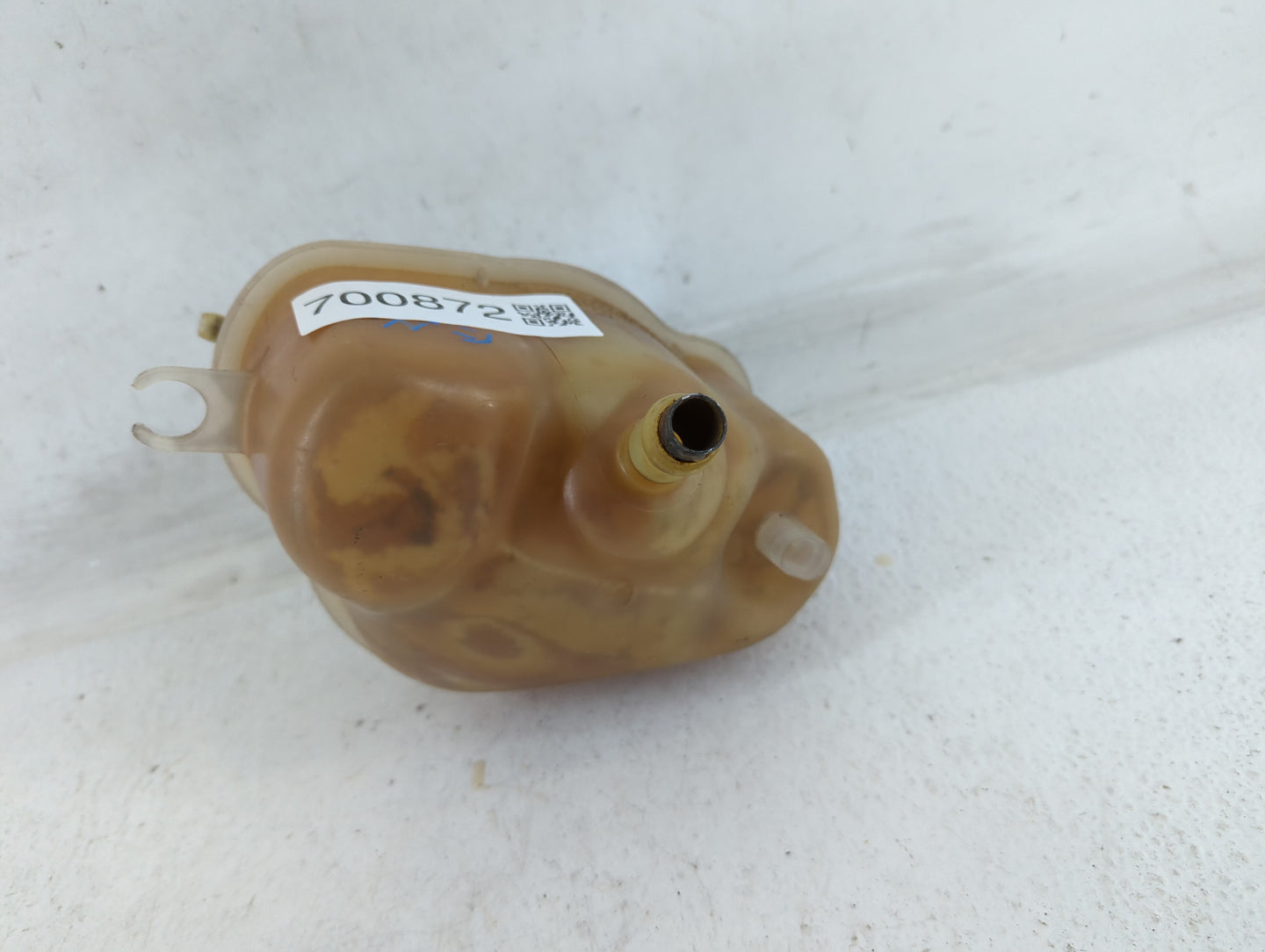 2006 Chevrolet Equinox Radiator Coolant Overflow Expansion Tank Bottle 700872 - Oemusedautoparts1.com