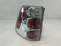 2005-2009 Chevrolet Equinox Tail Light Assembly Passenger Right OEM P/N:548077 Fits Fits 2005 2006 2007 2008 2009 OEM Used A