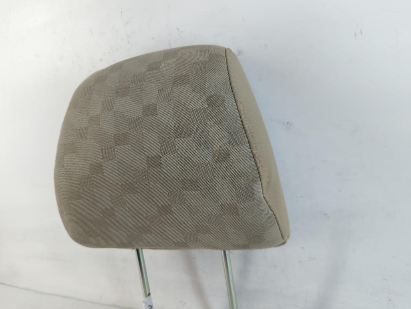2005-2009 Chevrolet Equinox Headrest Head Rest Front Driver Passenger Seat Fits Fits 2005 2006 2007 2008 2009 OEM Used Auto 