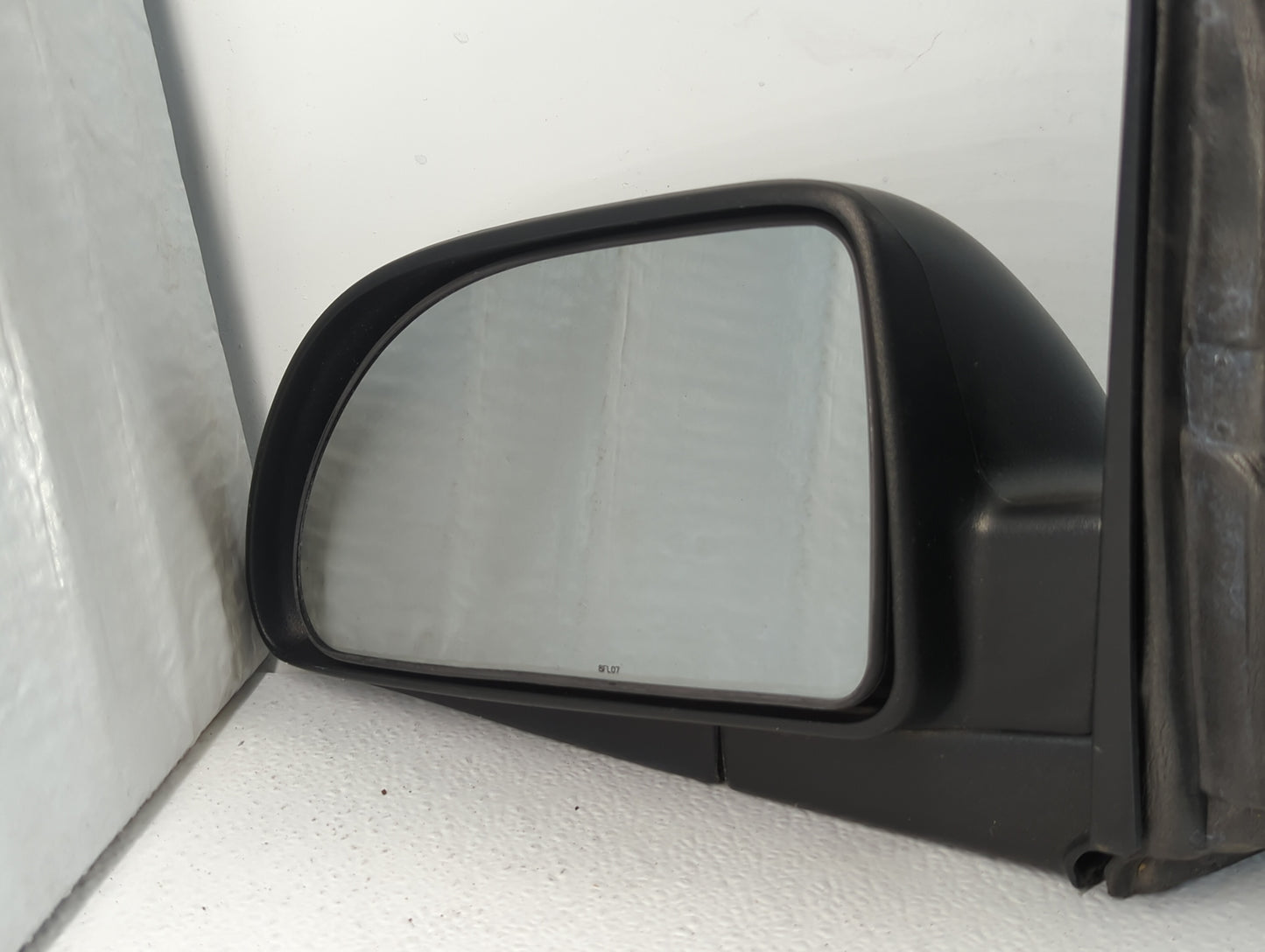 2005-2009 Chevrolet Equinox Driver Side View Mirror - Left Door Mirror OEM Used - Oemusedautoparts1.com