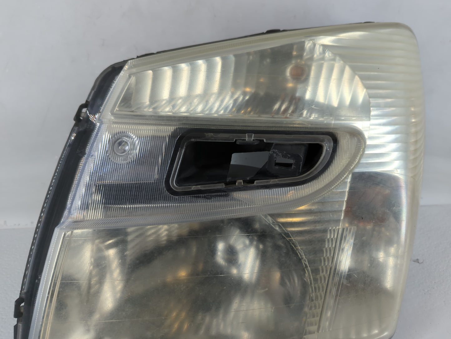 2005-2009 Chevrolet Equinox Driver Left Oem Head Light Headlight Lamp - Oemusedautoparts1.com