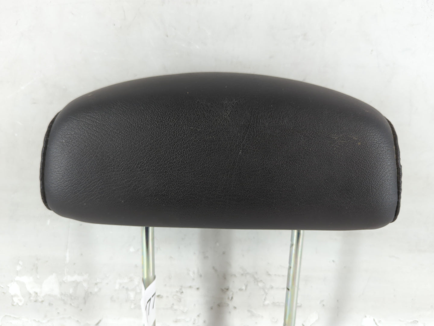 2007-2009 Chevrolet Equinox Headrest Head Rest Front Driver Passenger Seat Fits Fits 2007 2008 2009 OEM Used Auto Parts - Oe