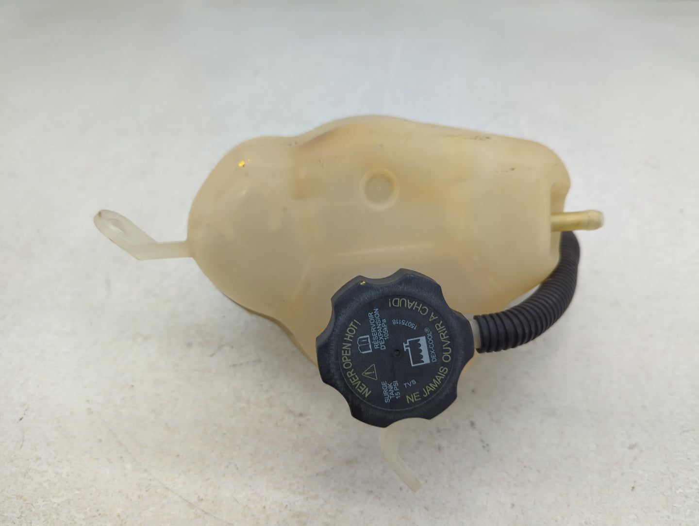 2007-2009 Chevrolet Equinox Windshield Washer Fluid Reservoir Bottle 778704 - Oemusedautoparts1.com