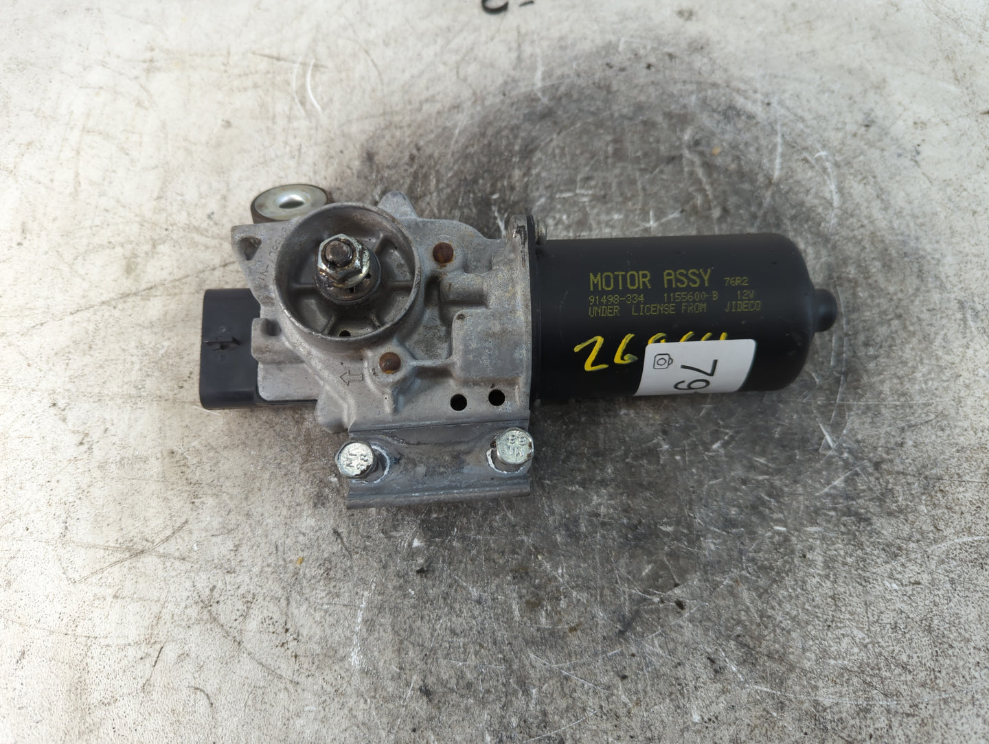2007-2008 Chevrolet Equinox Front Windshield Wiper Motor P/N:91498-334 Fits Fits 2007 2008 OEM Used Auto Parts - Oemusedauto