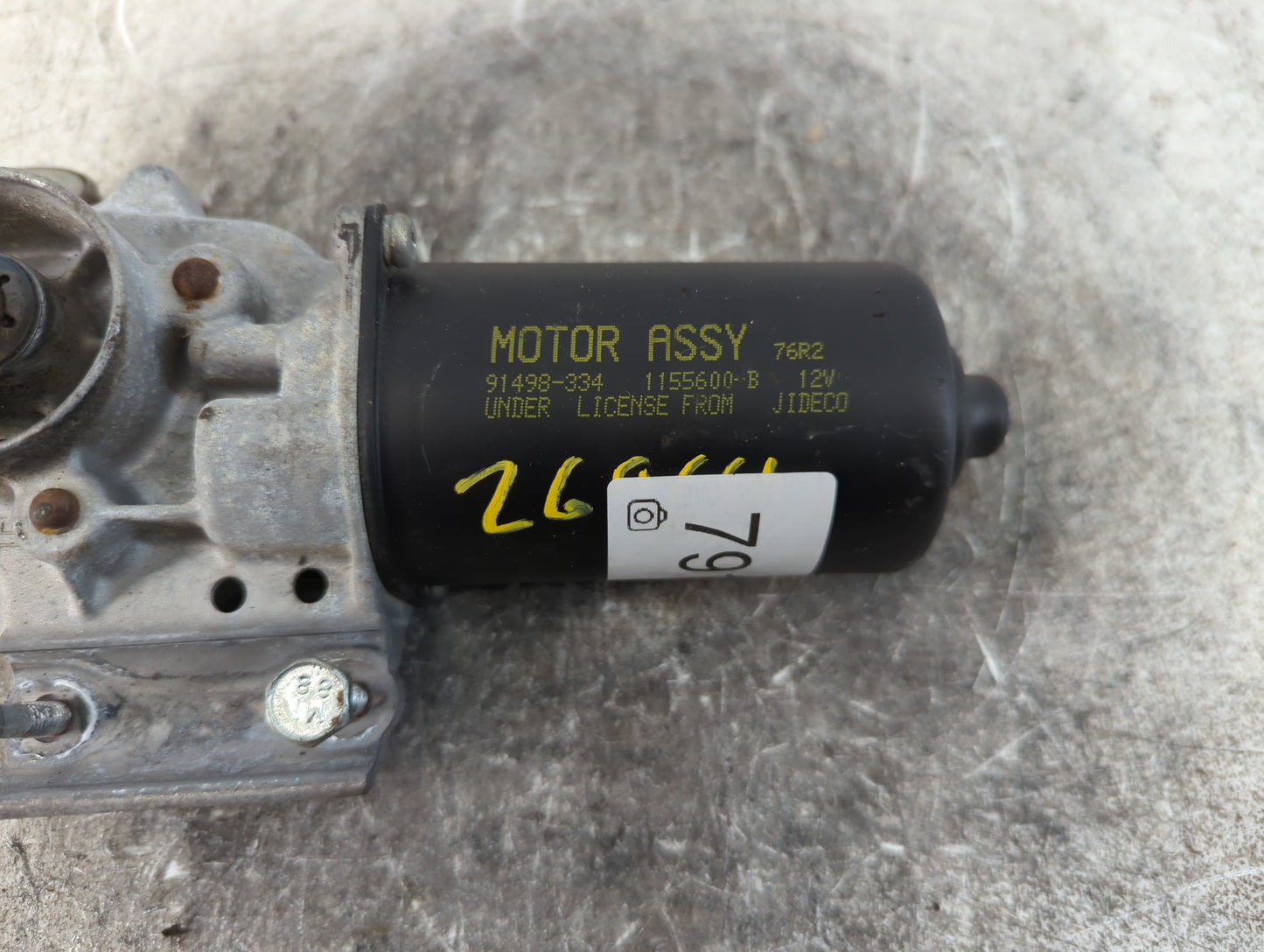 2007-2008 Chevrolet Equinox Front Windshield Wiper Motor P/N:91498-334 Fits Fits 2007 2008 OEM Used Auto Parts - Oemusedauto