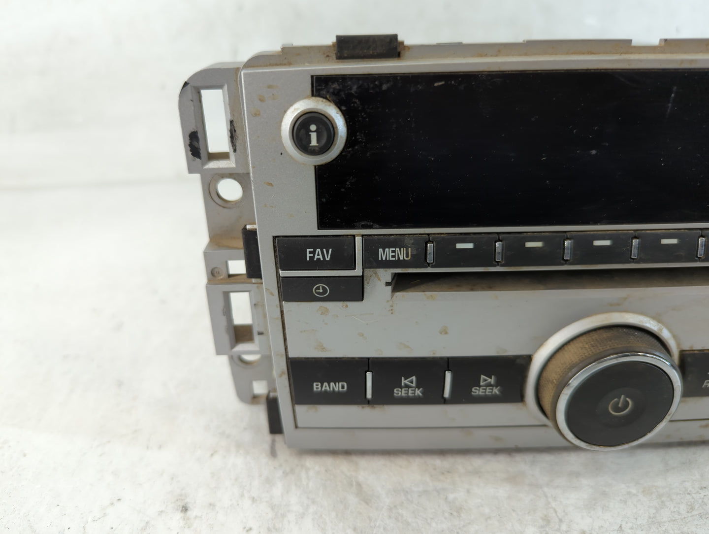 2008 Chevrolet Equinox Radio AM FM Cd Player Receiver Replacement P/N:25887899 Fits OEM Used Auto Parts - Oemusedautoparts1.