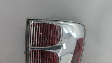 2008 Chevrolet Equinox Tail Light Assembly Passenger Right OEM P/N:548077 30796268, GM384-B000R Fits Fits 2005 2006 2007 2009 OEM Used Auto Parts