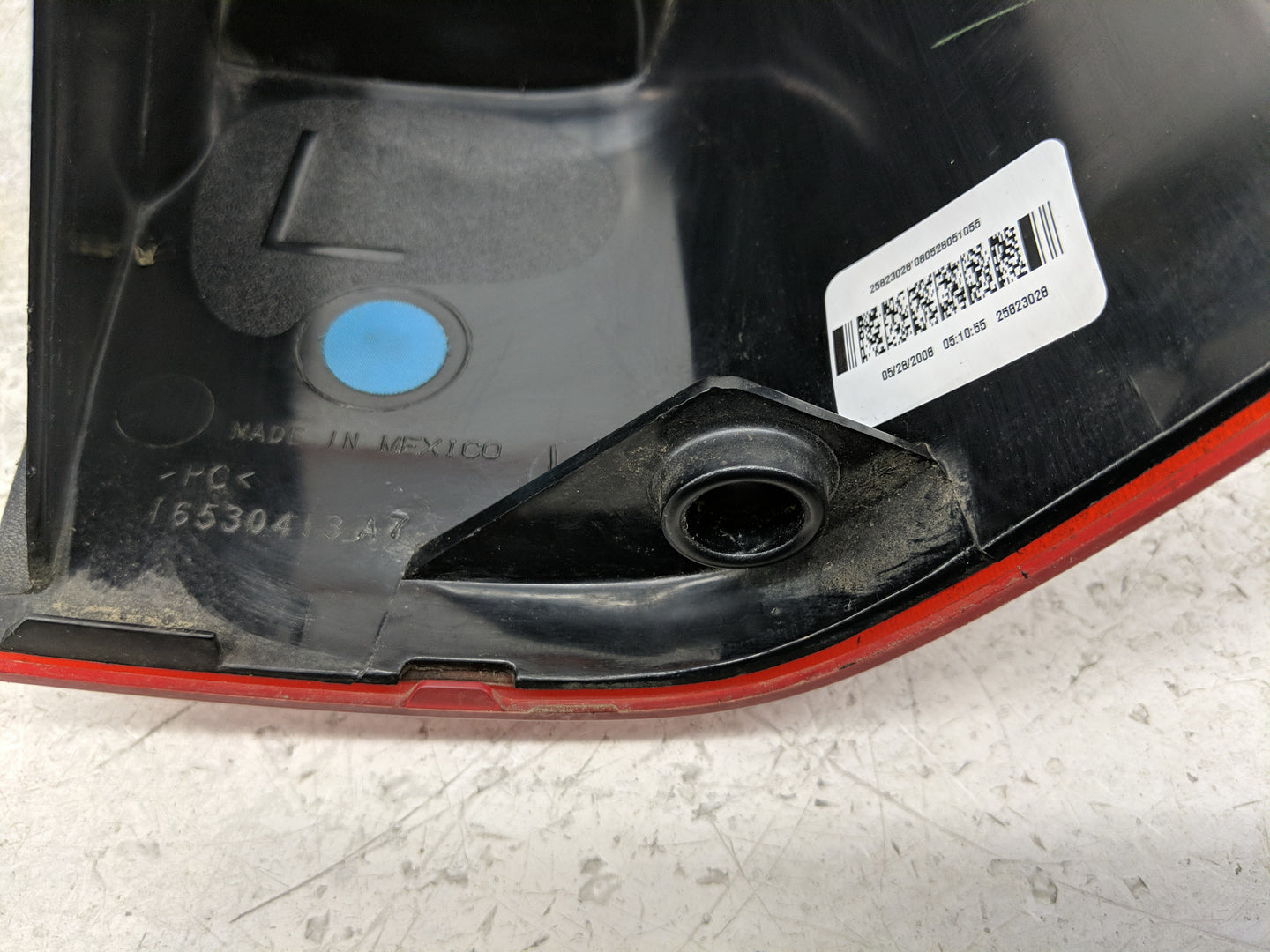 2003-2014 Chevrolet Express 1500 Tail Light Assembly Driver Left OEM P/N:16530413A7 Fits OEM Used Auto Parts - Oemusedautopa