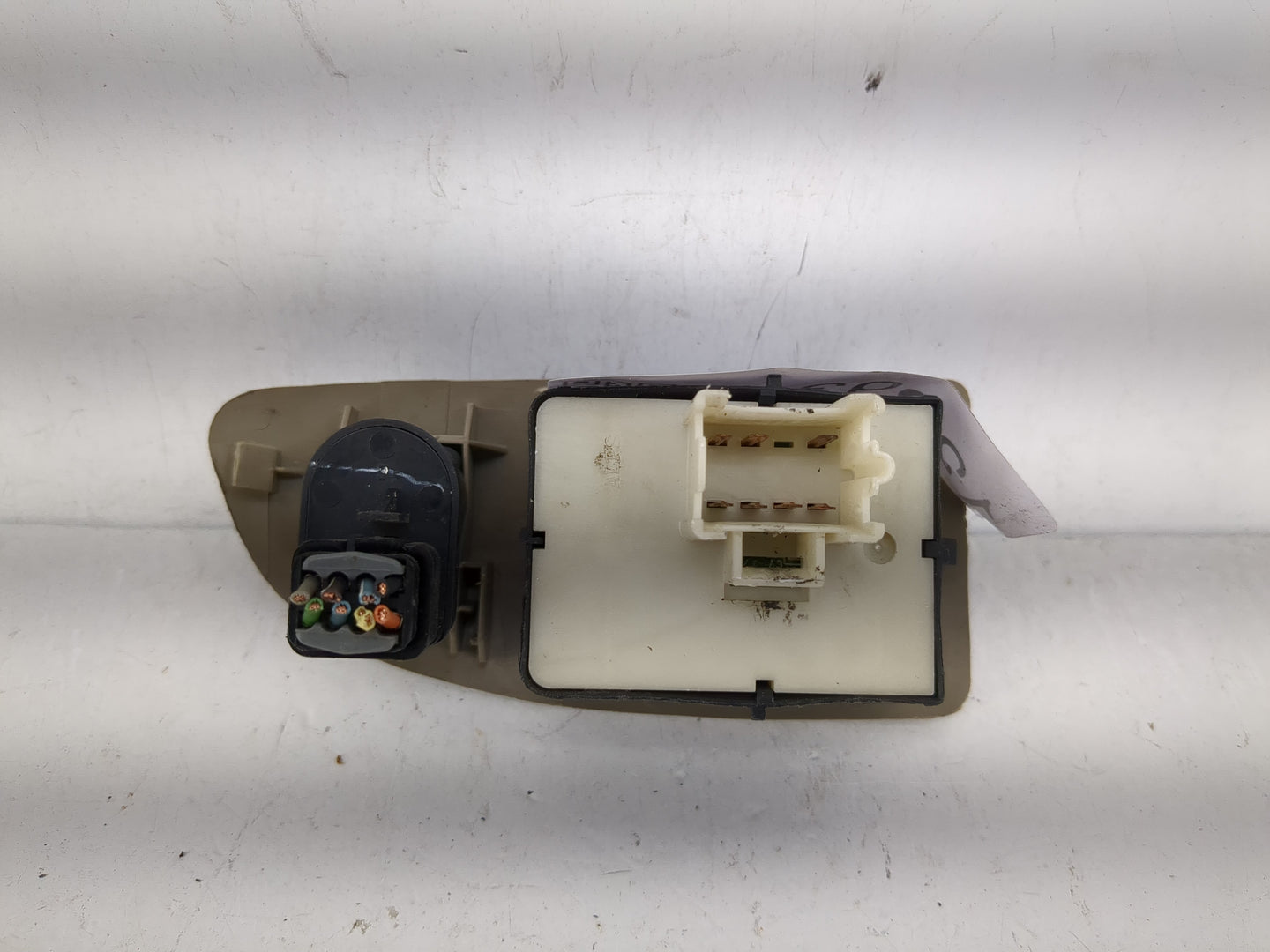 2008-2021 Chevrolet Express 2500 Master Power Window Switch Replacement Driver Side Left Fits OEM Used Auto Parts - Oemuseda