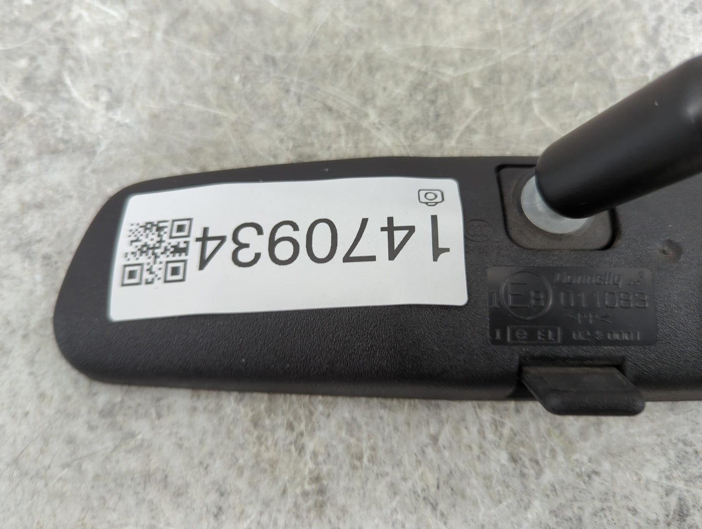2003-2009 Chevrolet Express 2500 Interior Rear View Mirror Replacement OEM P/N:011083 Fits OEM Used Auto Parts - Oemusedauto