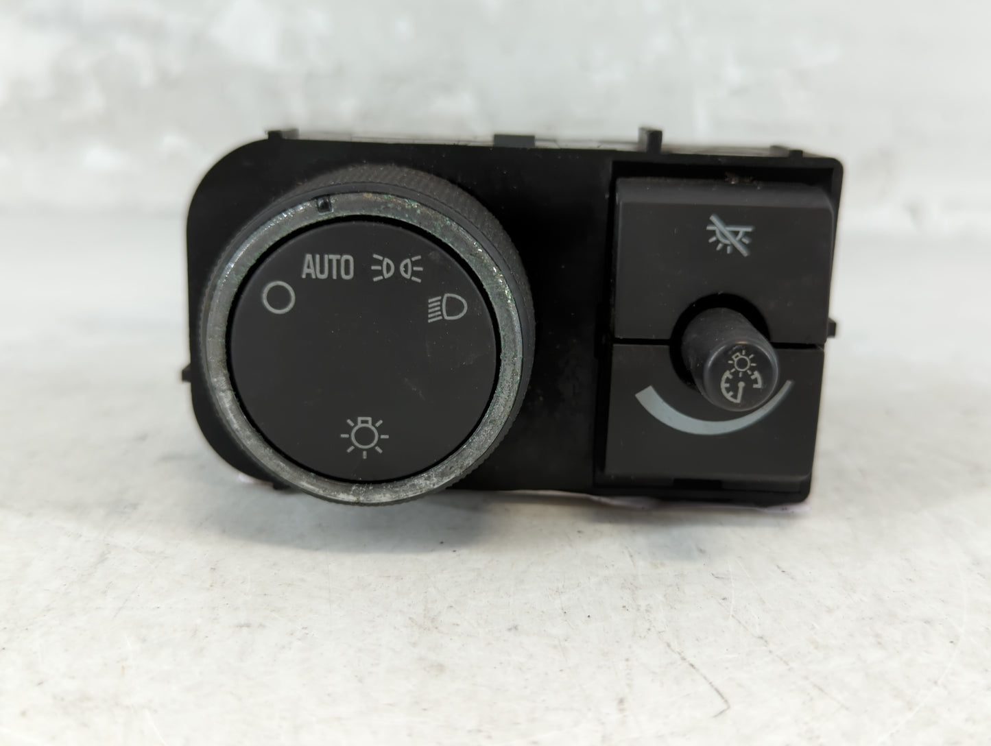 2008-2021 Chevrolet Express 3500 Master Power Window Switch Replacement Driver Side Left Fits OEM Used Auto Parts - Oemuseda