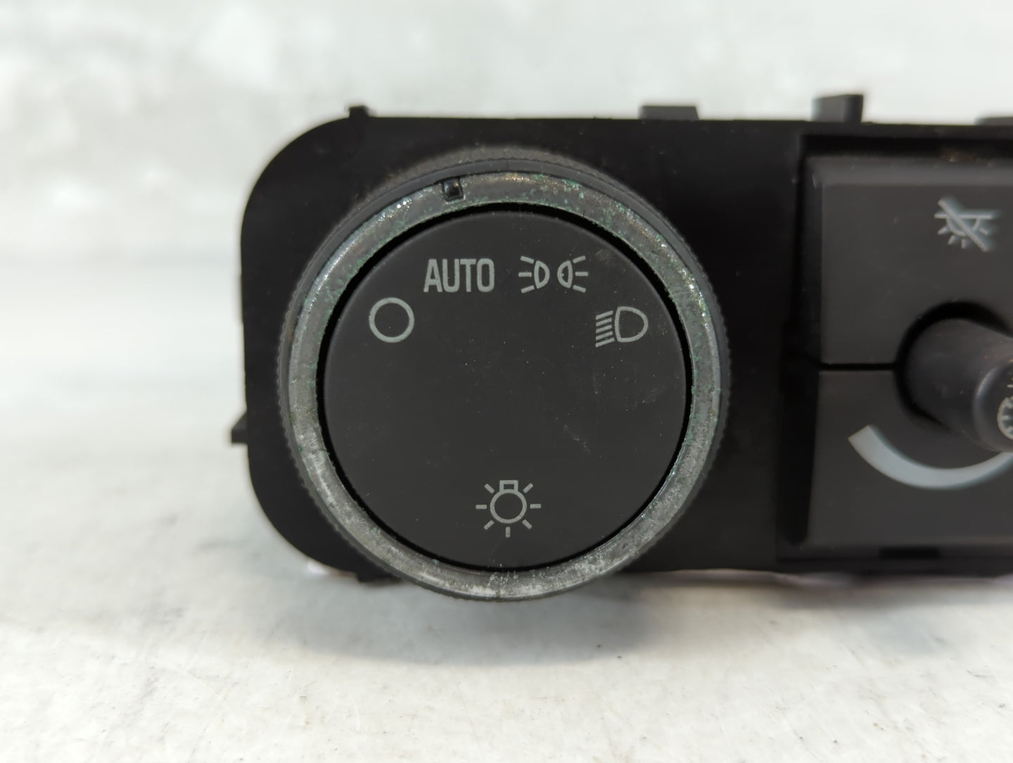 2008-2021 Chevrolet Express 3500 Master Power Window Switch Replacement Driver Side Left Fits OEM Used Auto Parts - Oemuseda