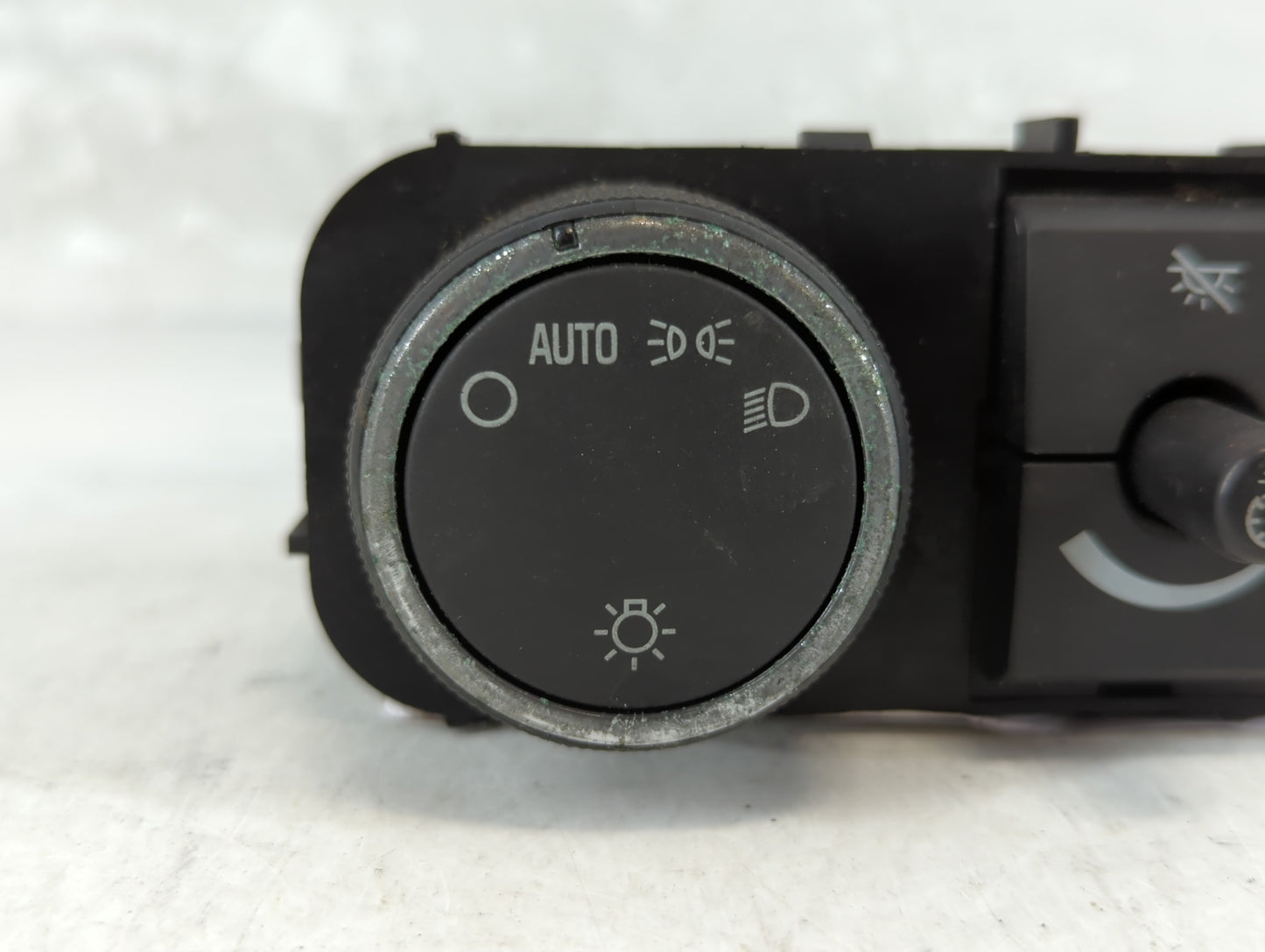 2008-2021 Chevrolet Express 3500 Master Power Window Switch Replacement Driver Side Left Fits OEM Used Auto Parts - Oemuseda