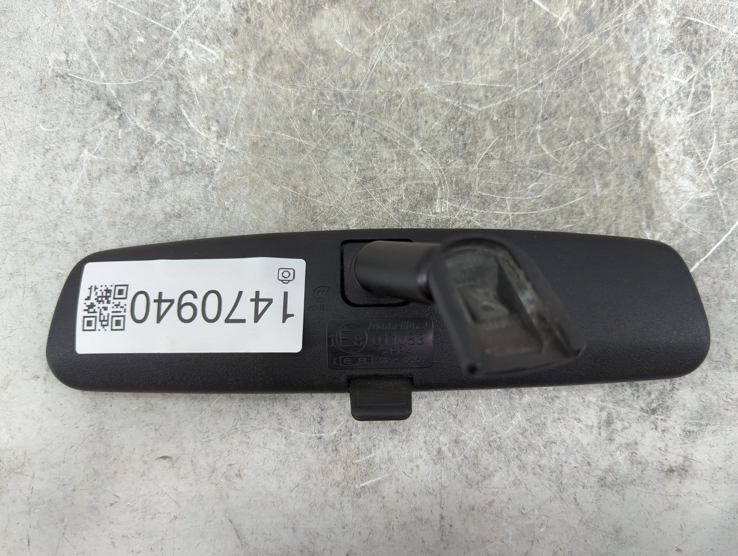 2003-2009 Chevrolet Express 3500 Interior Rear View Mirror Replacement OEM P/N:011083 048070 Fits OEM Used Auto Parts - Oemu