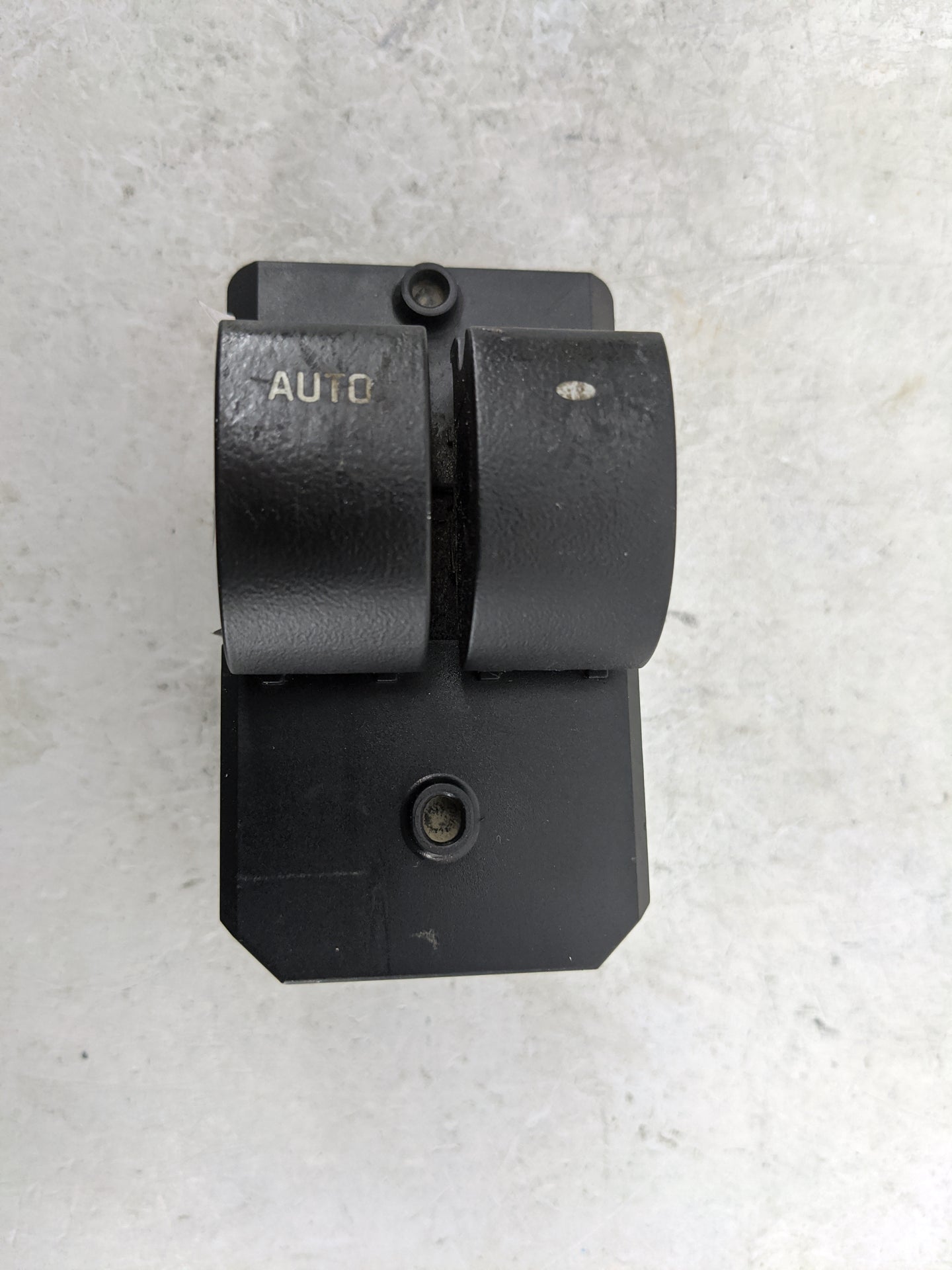 2008-2021 Chevrolet Express 3500 Master Power Window Switch Replacement Driver Side Left P/N:15860001 Fits OEM Used Auto Par