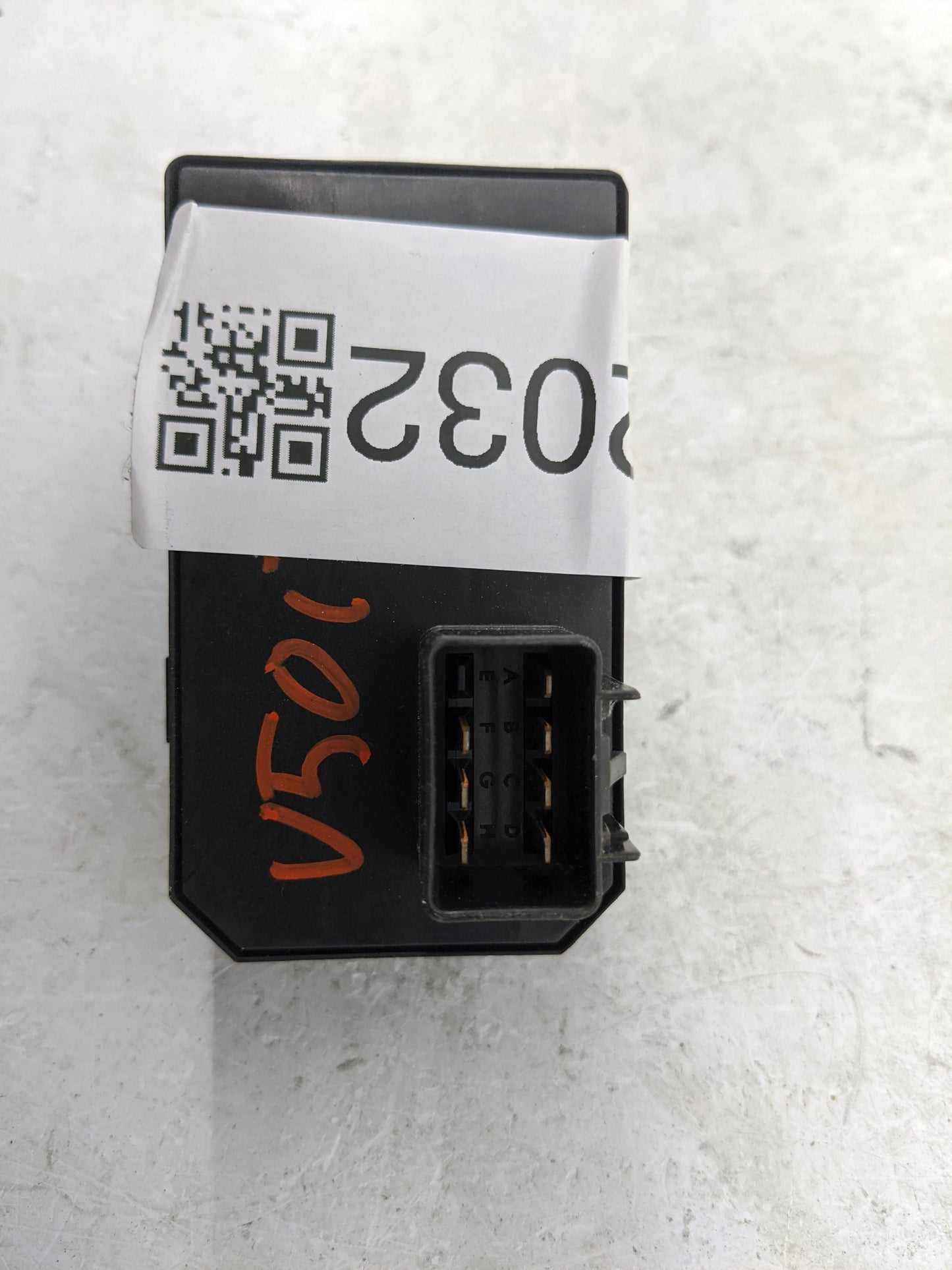 2008-2021 Chevrolet Express 3500 Master Power Window Switch Replacement Driver Side Left P/N:15860001 Fits OEM Used Auto Par