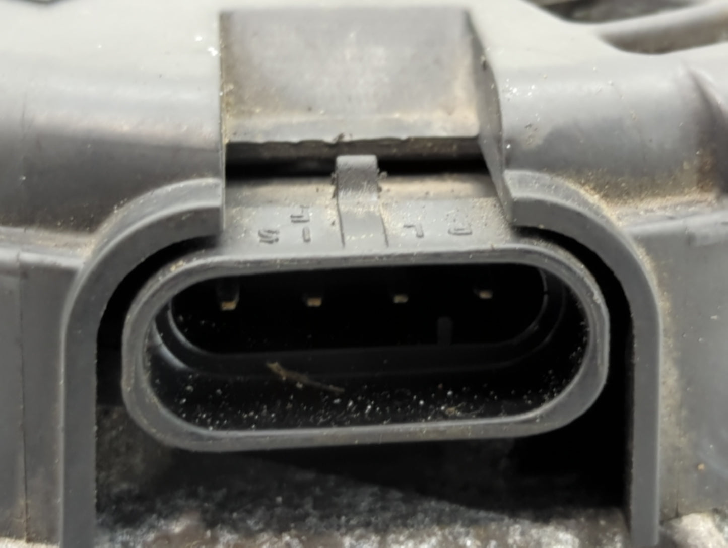 2005-2011 Chevrolet Express 3500 Alternator Replacement Generator Charging Assembly Engine OEM Fits OEM Used Auto Parts - Oe