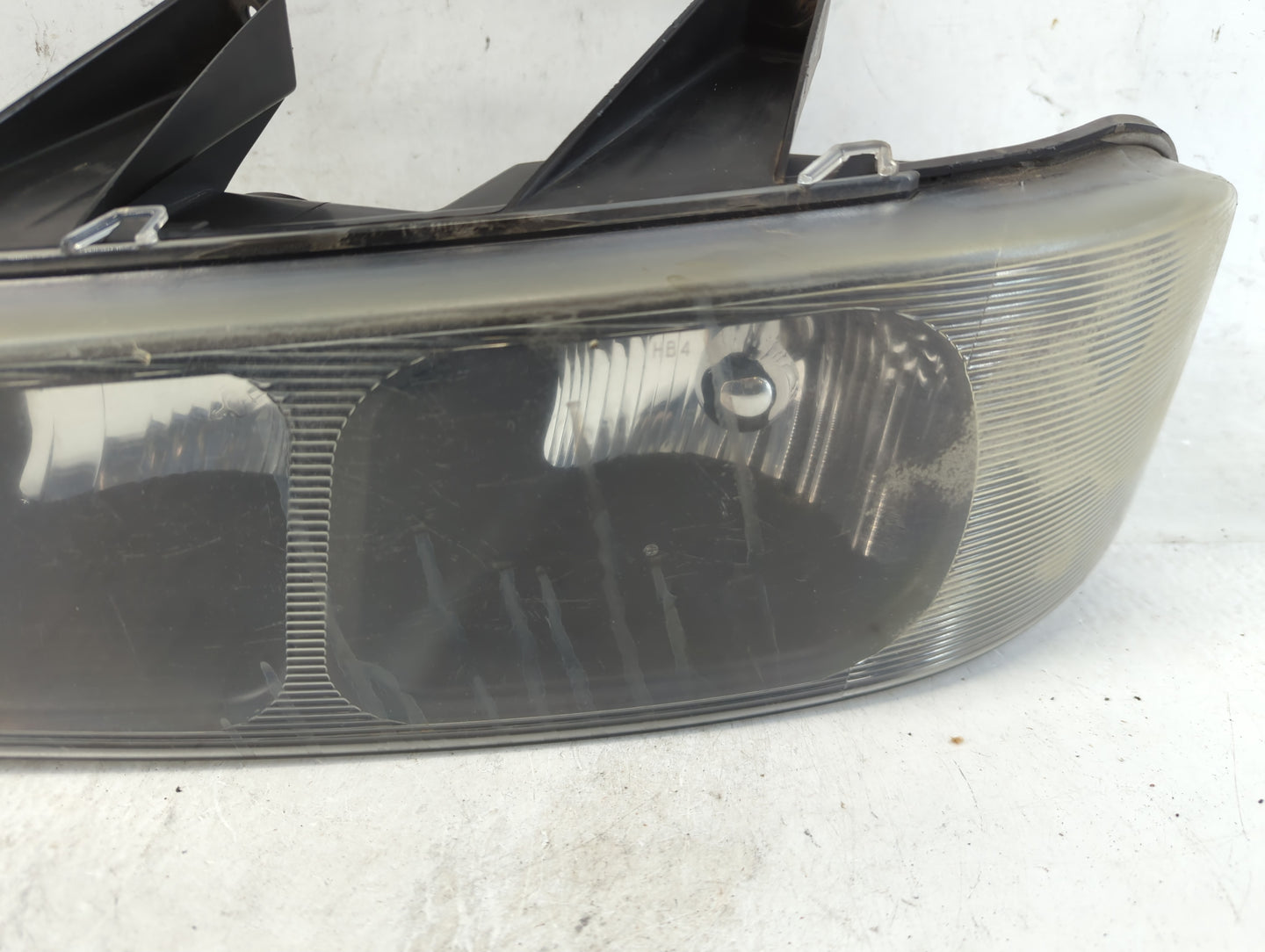 2008 Chevrolet Express 3500 Driver Left Oem Head Light Headlight Lamp - Oemusedautoparts1.com