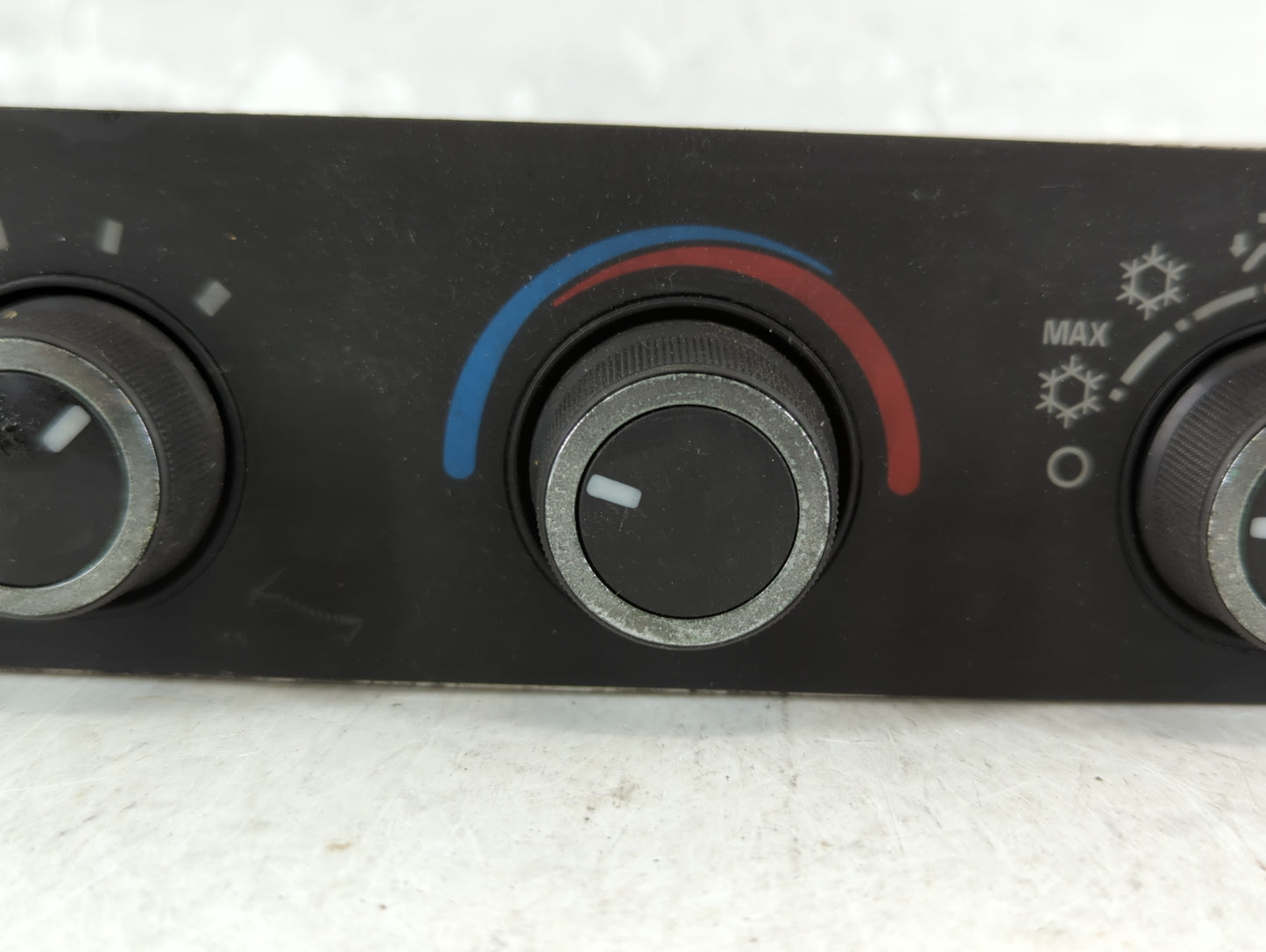 2008 Chevrolet Express 3500 Climate Control Module Temperature AC/Heater Replacement Fits OEM Used Auto Parts - Oemusedautop