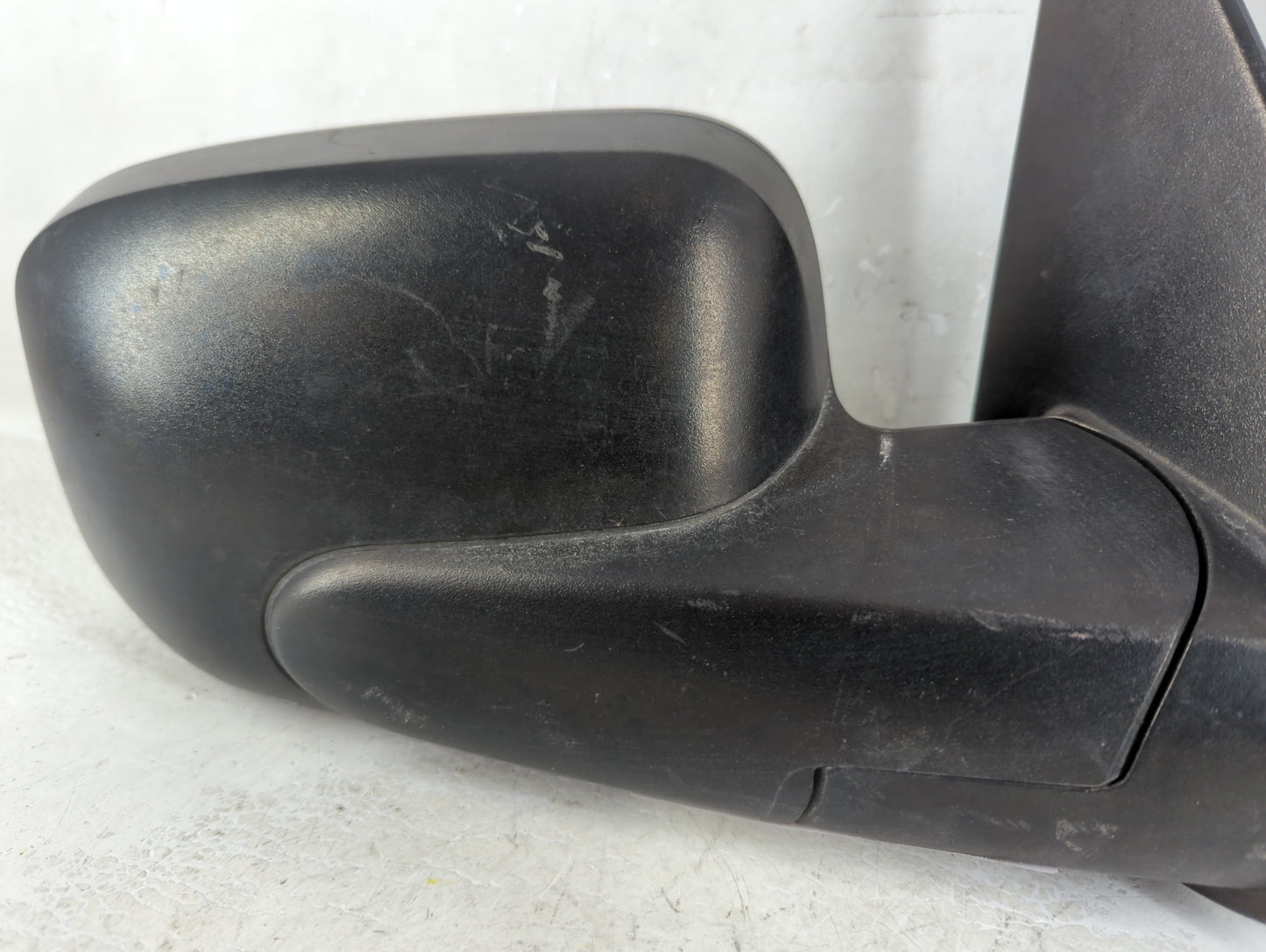 2006-2011 Chevrolet Hhr Passenger Side View Mirror - Right Door Mirror OEM Used - Oemusedautoparts1.com