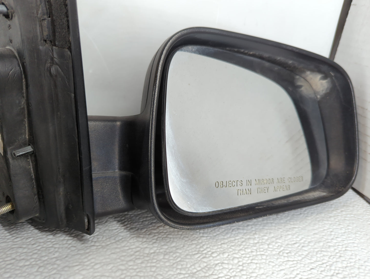 2006-2011 Chevrolet Hhr Passenger Side View Mirror - Right Door Mirror OEM Used - Oemusedautoparts1.com