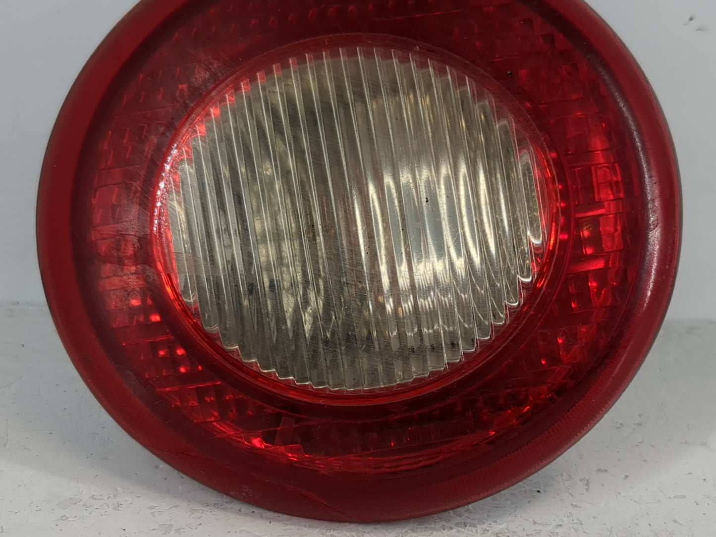 2006-2011 Chevrolet Hhr Tail Light Assembly Passenger Right OEM P/N:25863812 Fits Fits 2006 2007 2008 2009 2010 2011 OEM Use