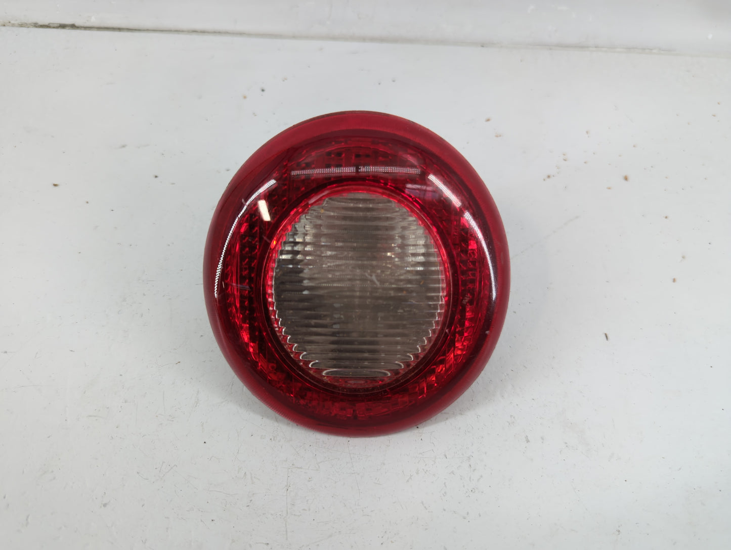 2006-2011 Chevrolet Hhr Tail Light Assembly Driver Left OEM P/N:25823016 Fits Fits 2006 2007 2008 2009 2010 2011 OEM Used Au