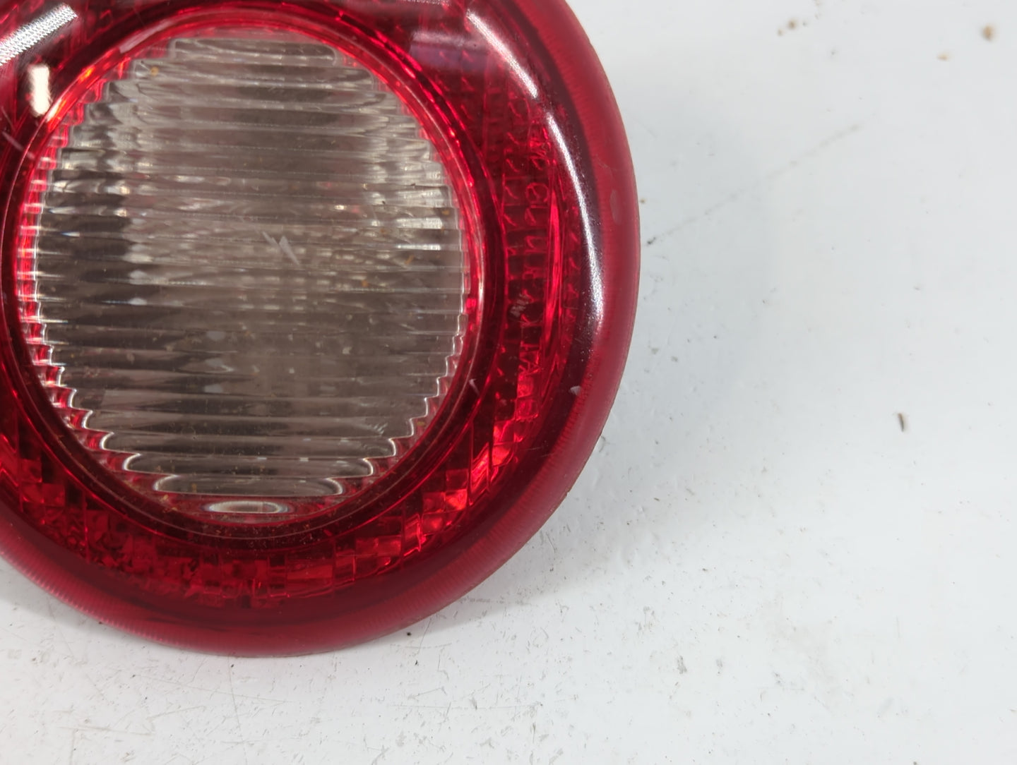 2006-2011 Chevrolet Hhr Tail Light Assembly Driver Left OEM P/N:25823016 Fits Fits 2006 2007 2008 2009 2010 2011 OEM Used Au