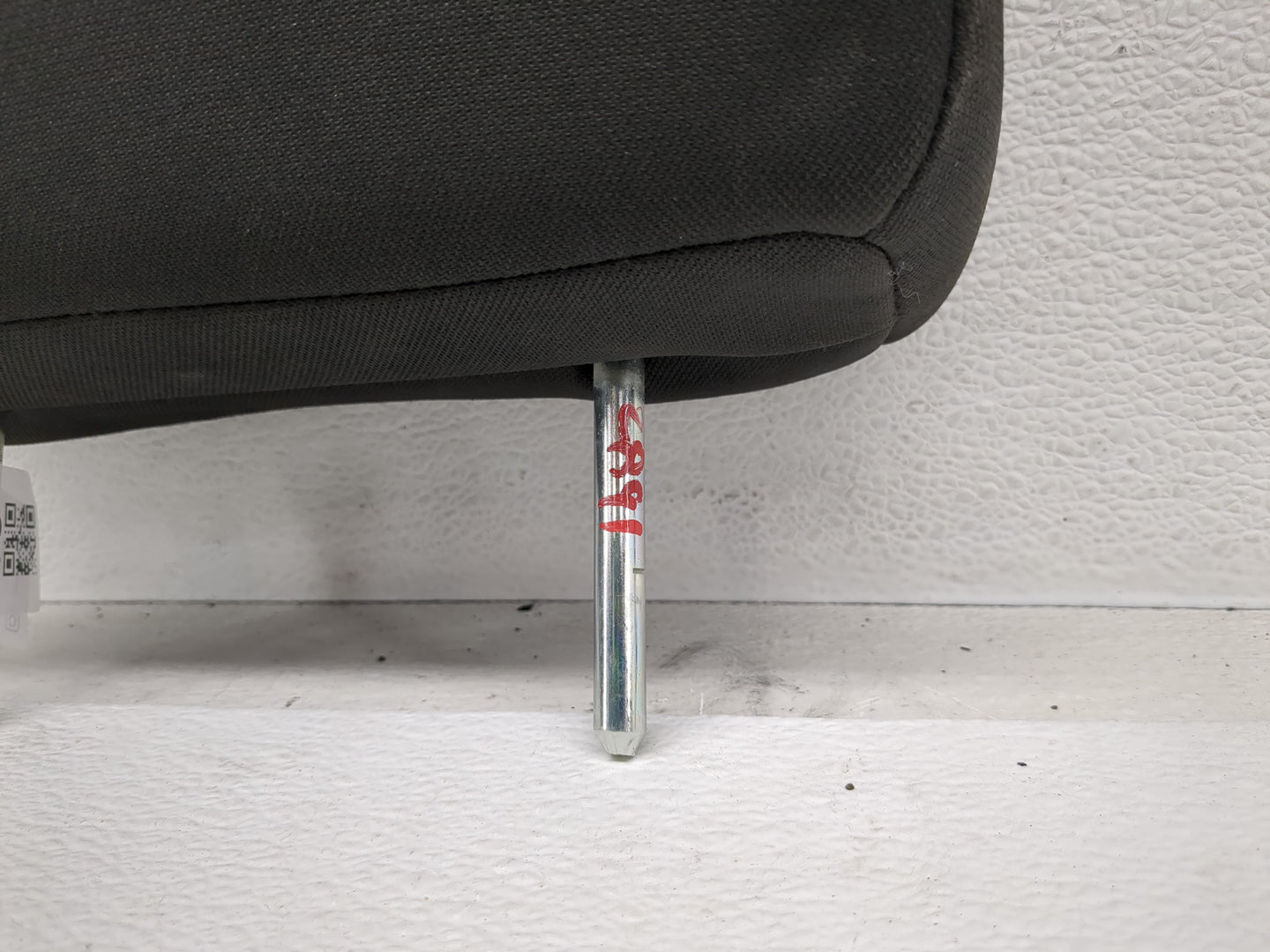2008-2009 Chevrolet Hhr Headrest Head Rest Front Driver Passenger Seat - Oemusedautoparts1.com