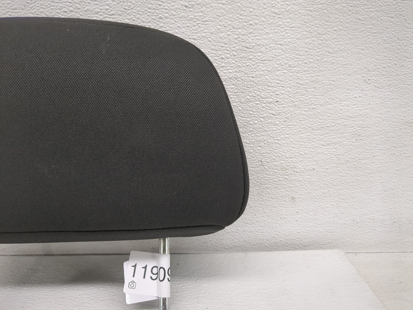 2008-2009 Chevrolet Hhr Headrest Head Rest Front Driver Passenger Seat Fits Fits 2008 2009 OEM Used Auto Parts - Oemusedauto